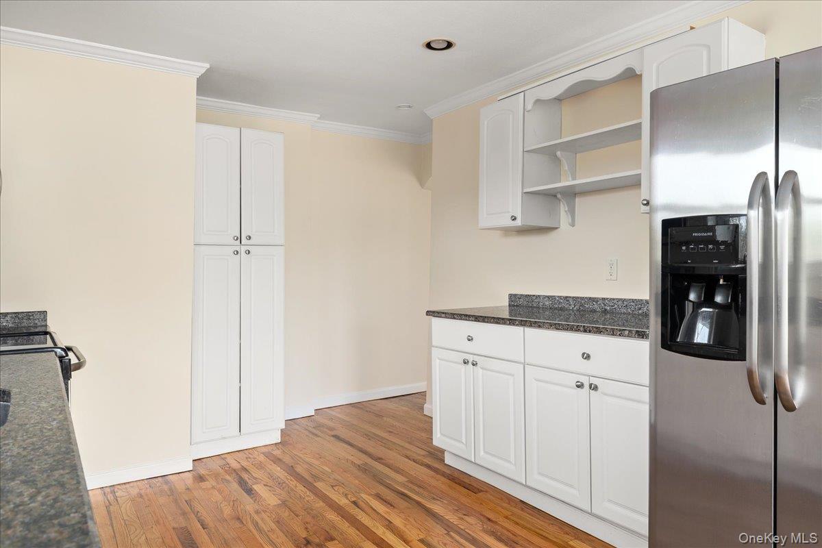 Single Family Riverdale Avenue Nassau County, NY 11758, MLS-1040763-11