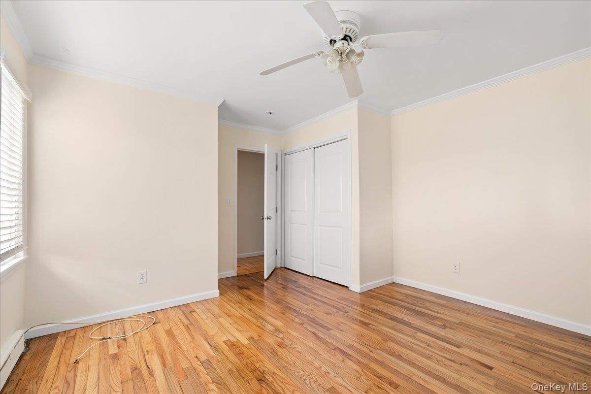 Single Family Riverdale Avenue Nassau County, NY 11758, MLS-1040763-14