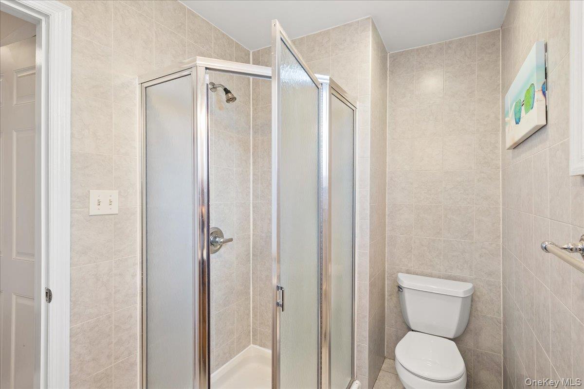 Single Family Riverdale Avenue Nassau County, NY 11758, MLS-1040763-20