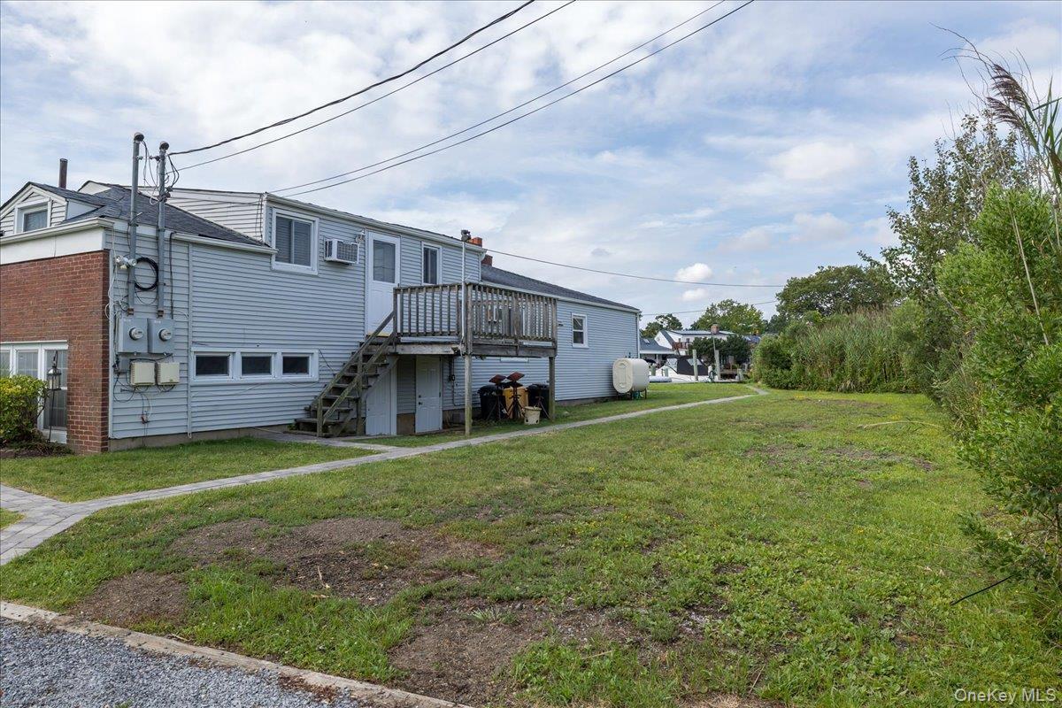 Single Family Riverdale Avenue Nassau County, NY 11758, MLS-1040763-28