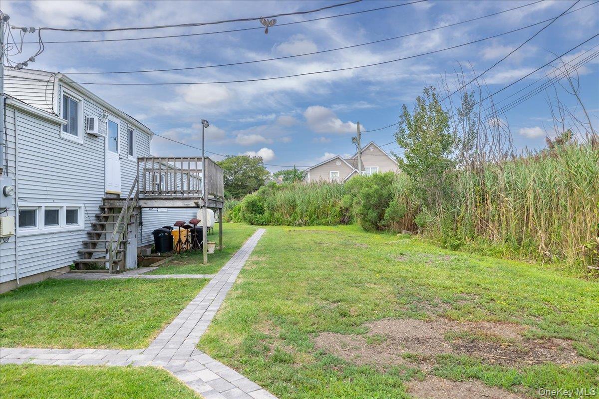 Single Family Riverdale Avenue Nassau County, NY 11758, MLS-1040763-30