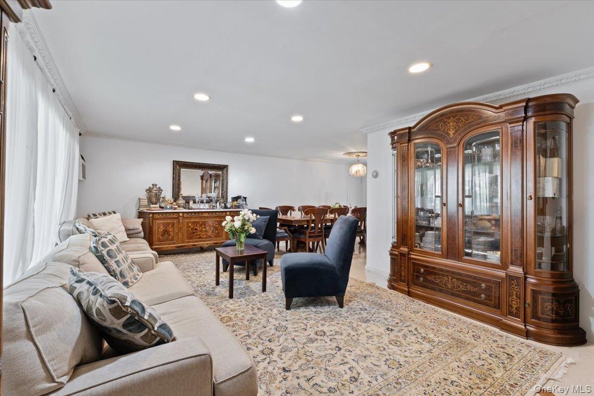 Single Family Bentley Road  Nassau County, NY 11023, MLS-1040773-4