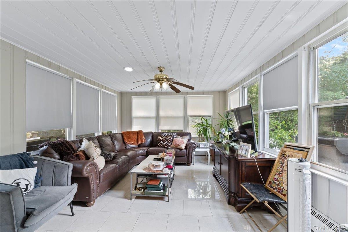 Single Family Bentley Road  Nassau County, NY 11023, MLS-1040773-8