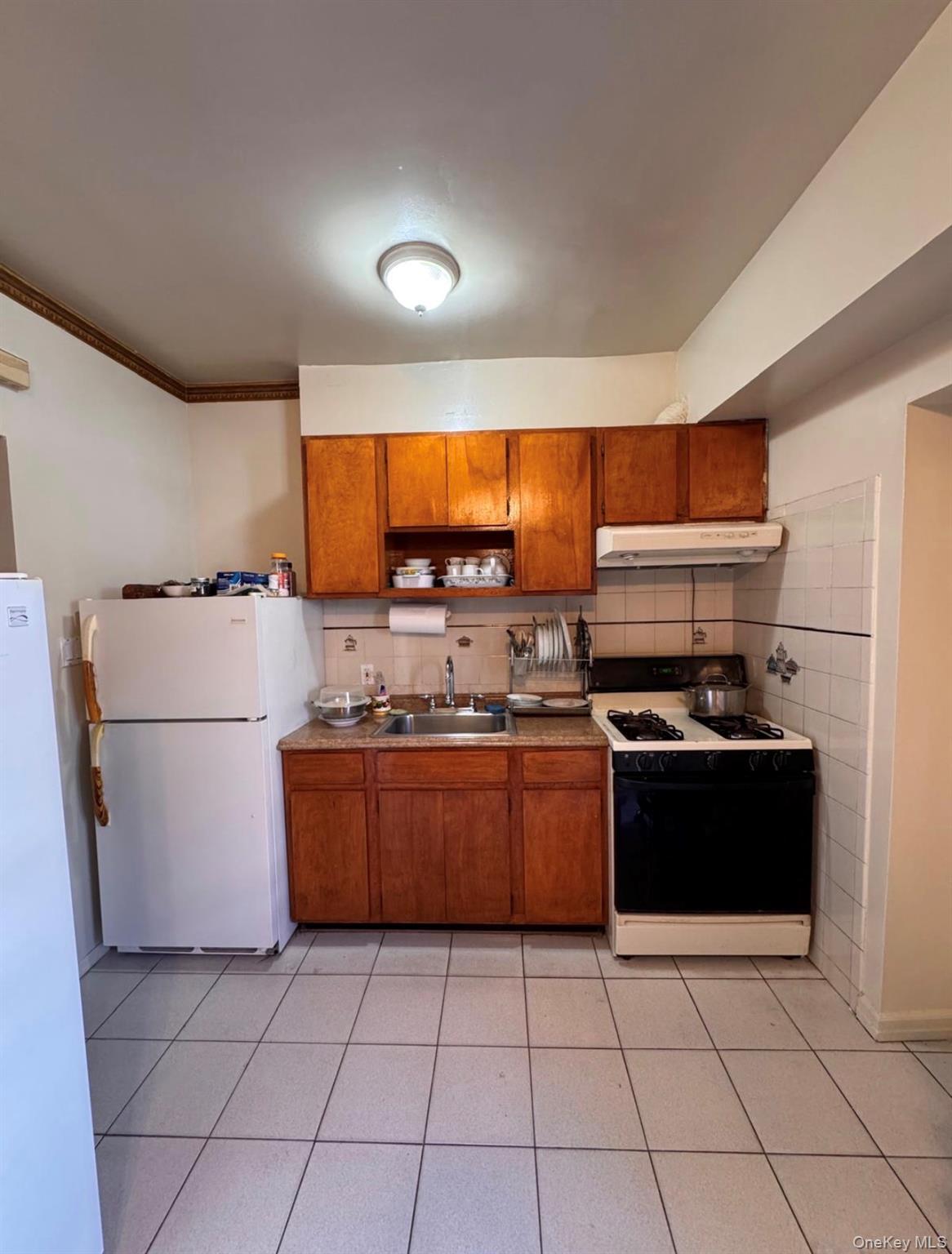 Single Family 84th Street Queens, NY 11370, MLS-1040778-10