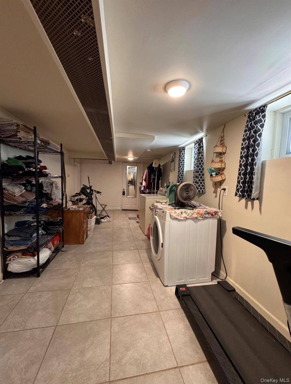 Single Family 84th Street Queens, NY 11370, MLS-1040778-21