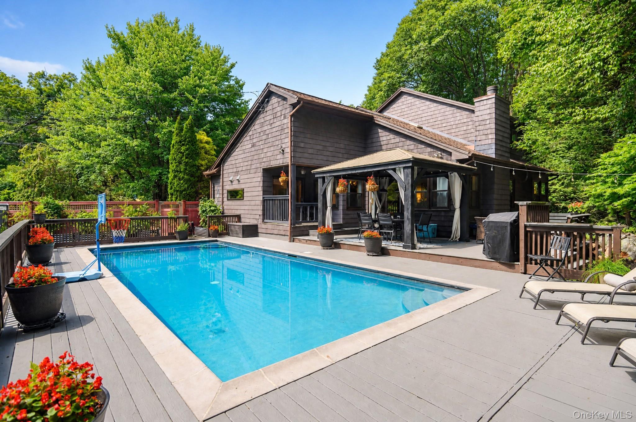 Single Family Coach Hill Drive Danbury, Ct Out Of Area, NY 06811, MLS-1040782-27