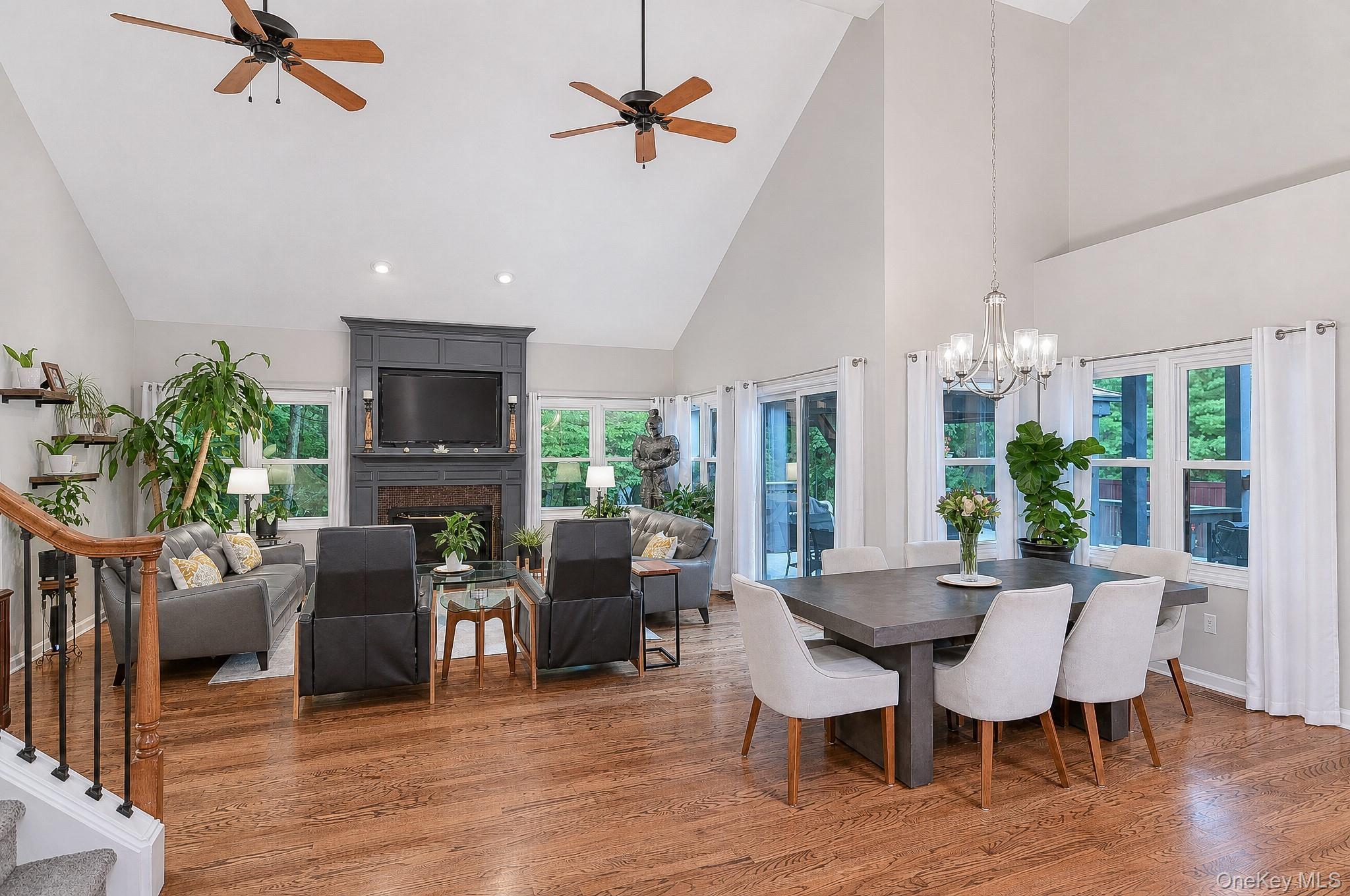 Single Family Coach Hill Drive Danbury, Ct Out Of Area, NY 06811, MLS-1040782-3