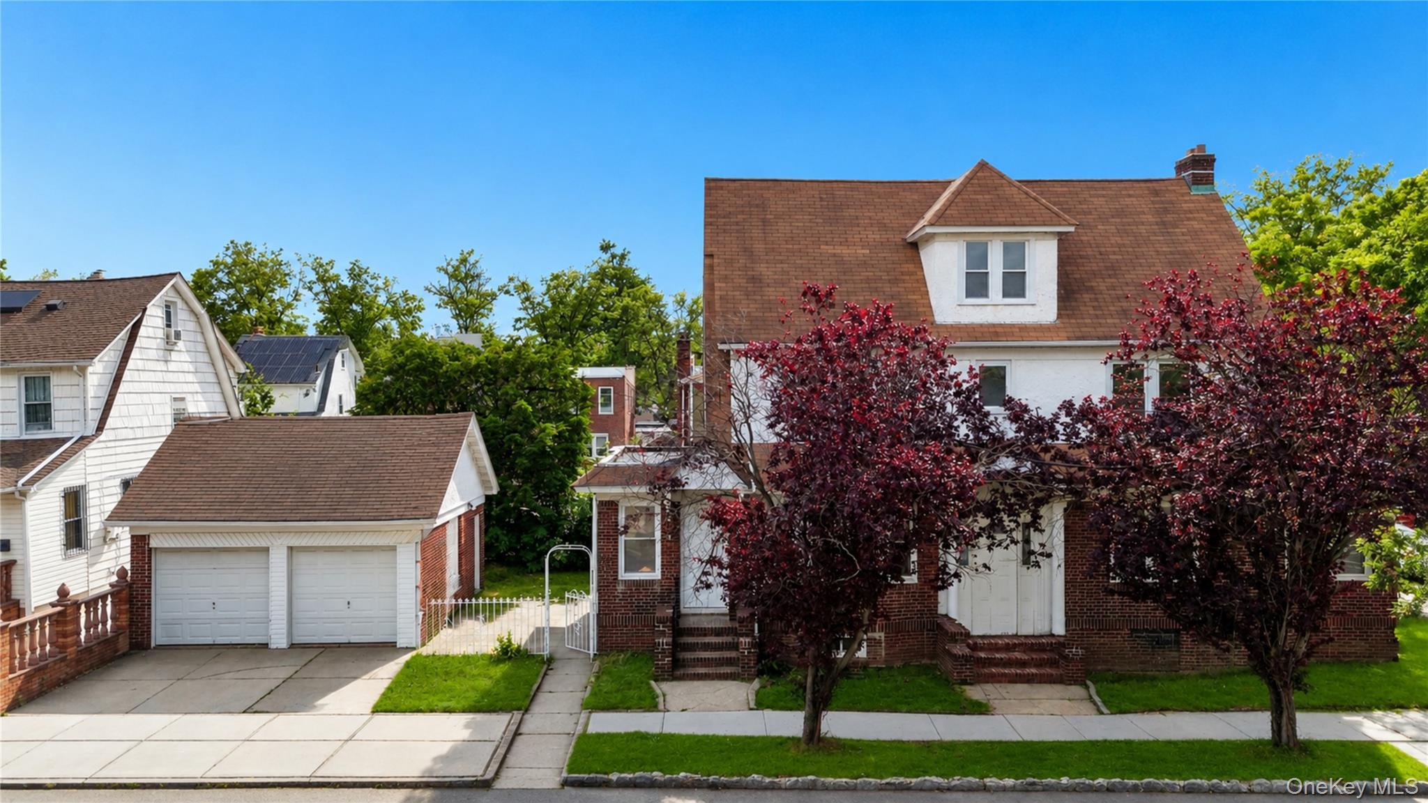 Single Family 202nd Street Queens, NY 11412, MLS-1040784-2