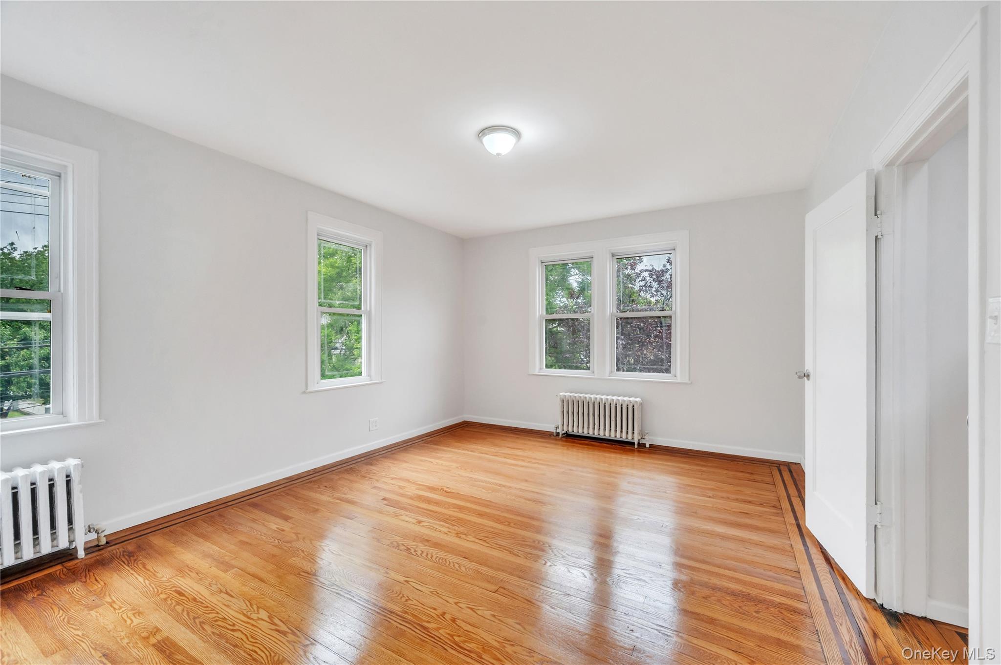 Single Family 202nd Street Queens, NY 11412, MLS-1040784-35
