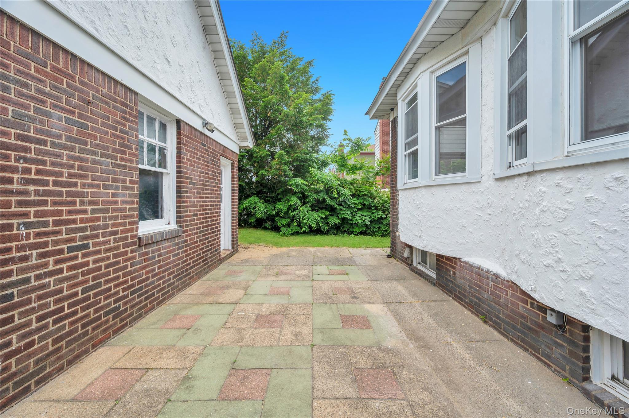 Single Family 202nd Street Queens, NY 11412, MLS-1040784-49