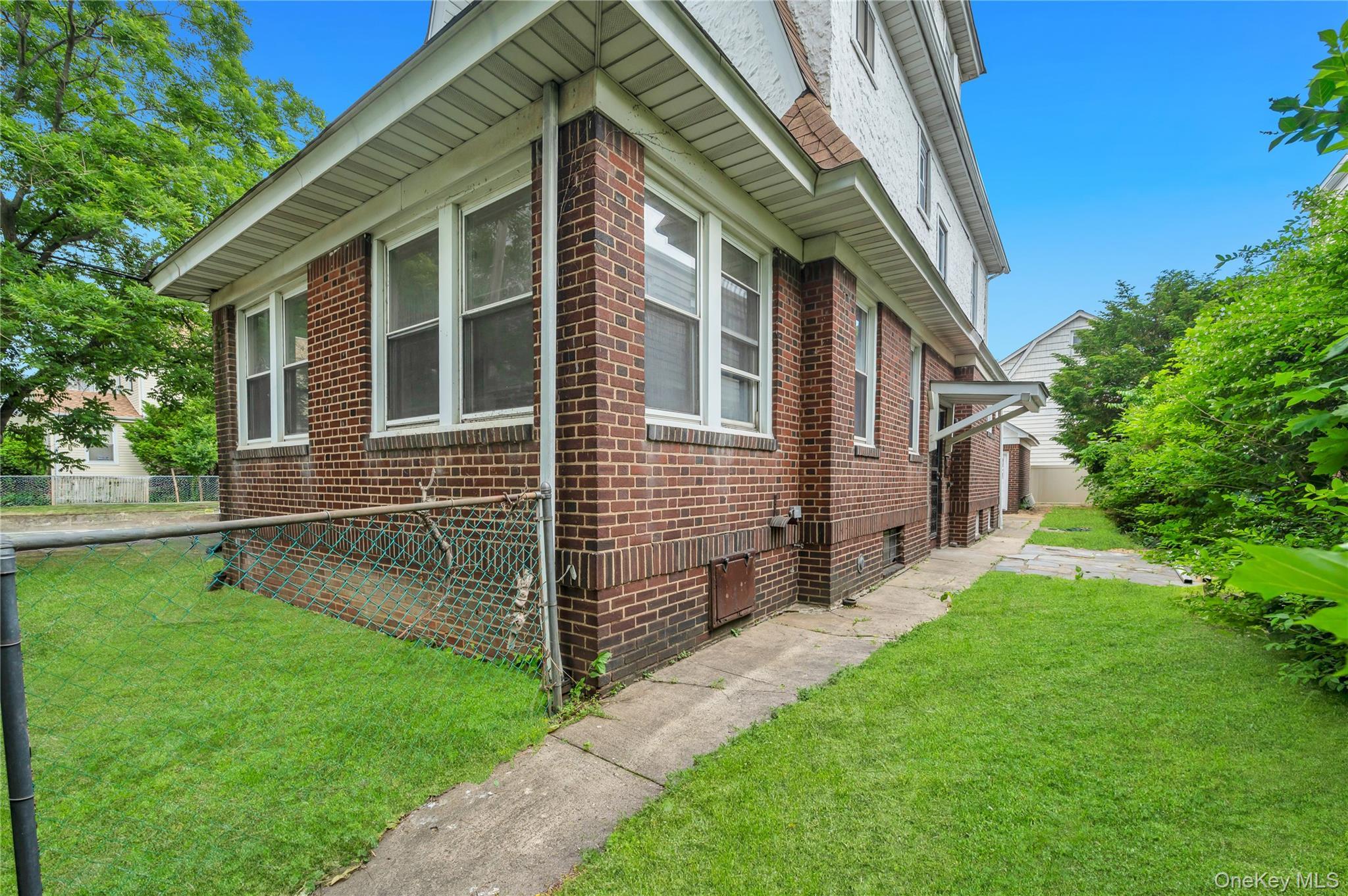 Single Family 202nd Street Queens, NY 11412, MLS-1040784-5