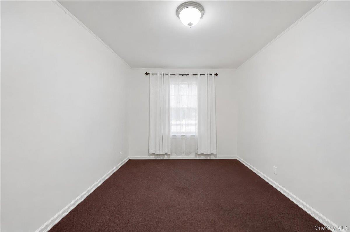 Single Family W 234th Street Bronx, NY 10463, MLS-1040786-11