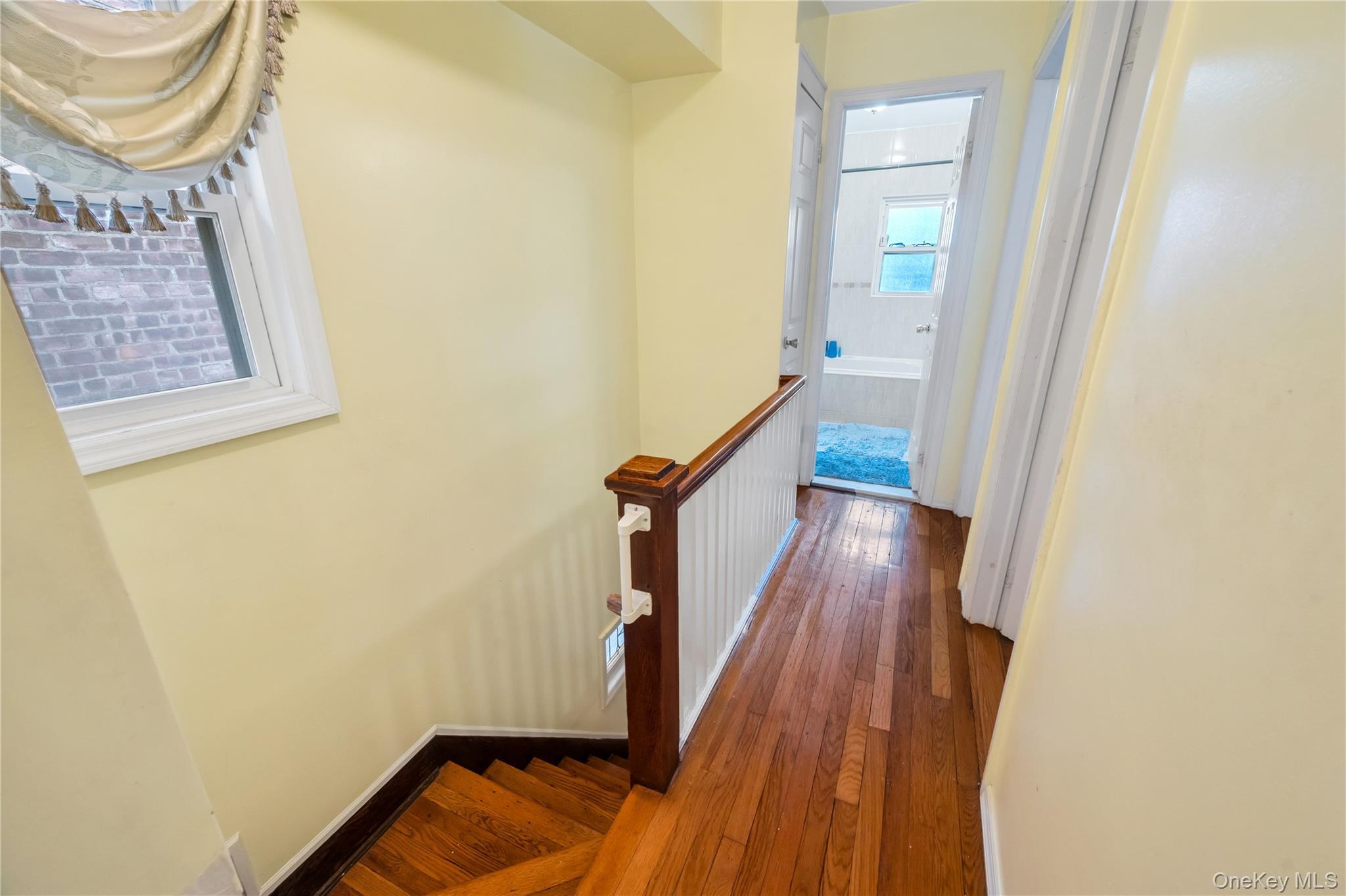 Single Family 107th Avenue Queens, NY 11429, MLS-1040790-16