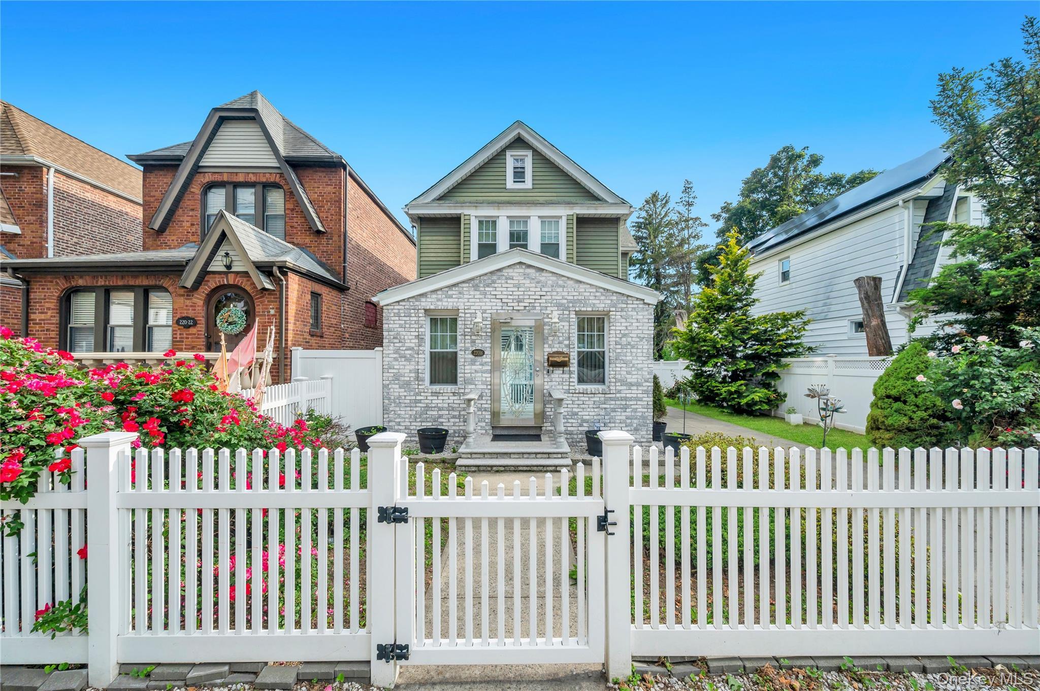 Single Family 107th Avenue Queens, NY 11429, MLS-1040790-2