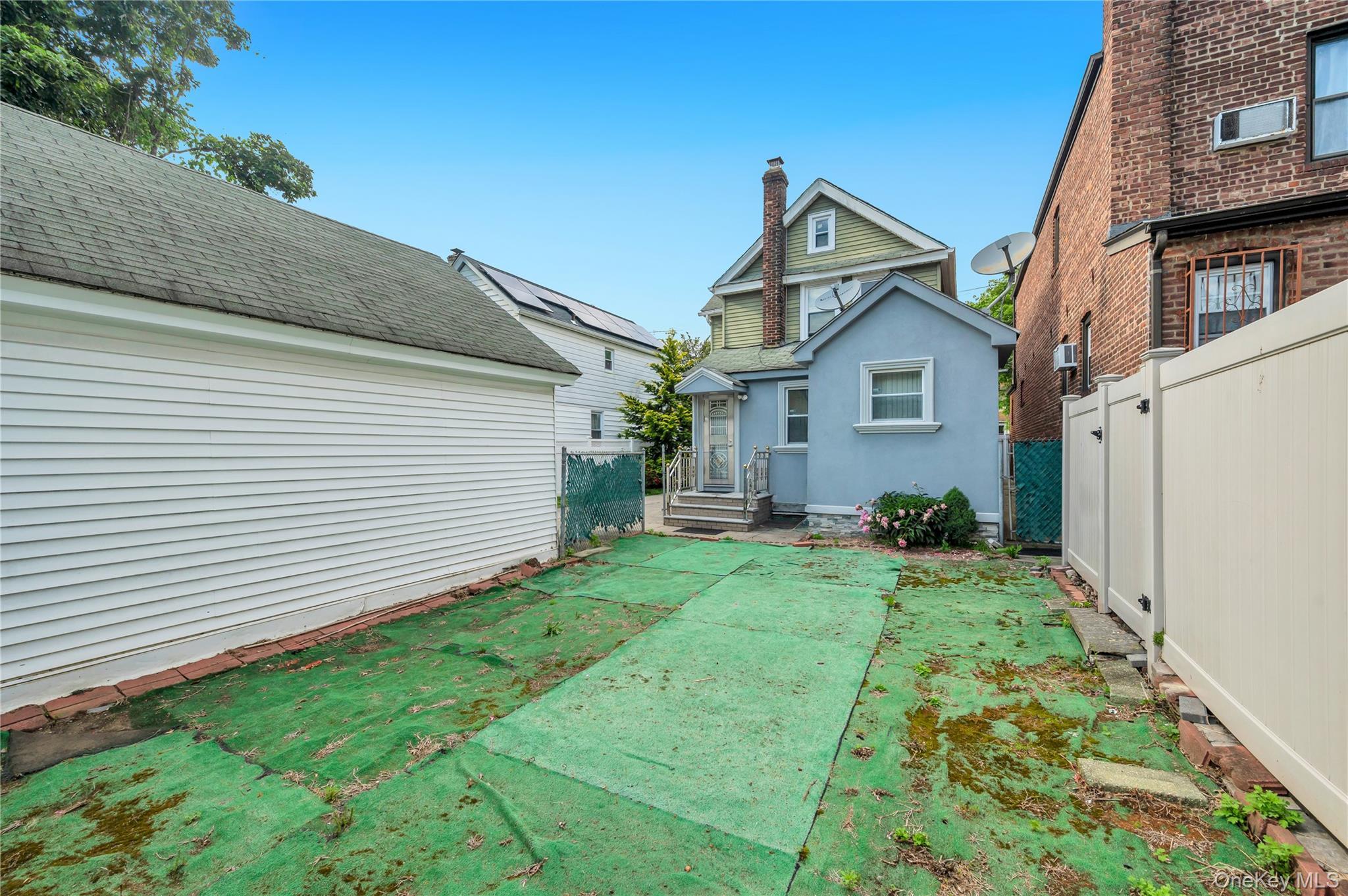 Single Family 107th Avenue Queens, NY 11429, MLS-1040790-27