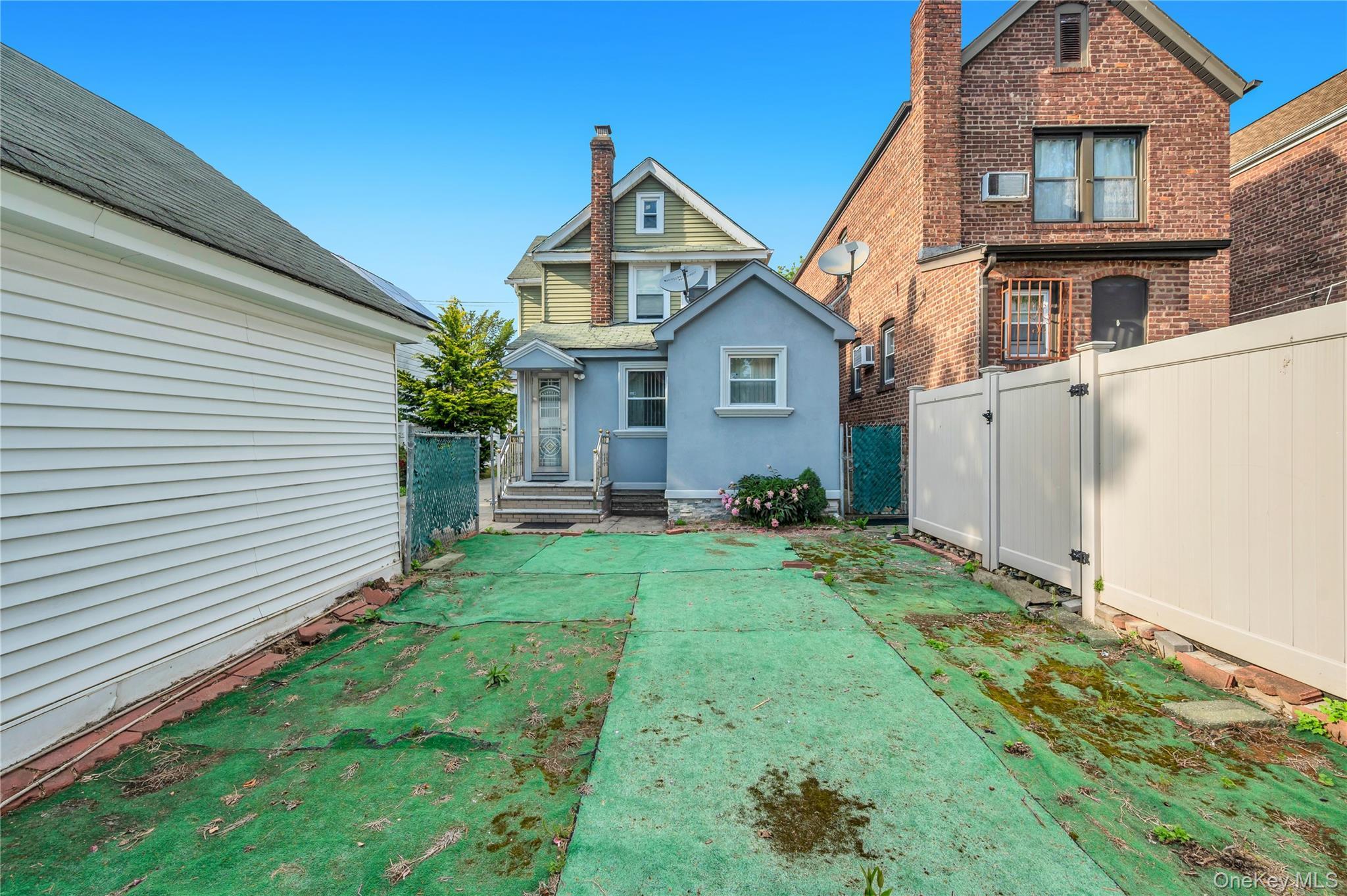 Single Family 107th Avenue Queens, NY 11429, MLS-1040790-28
