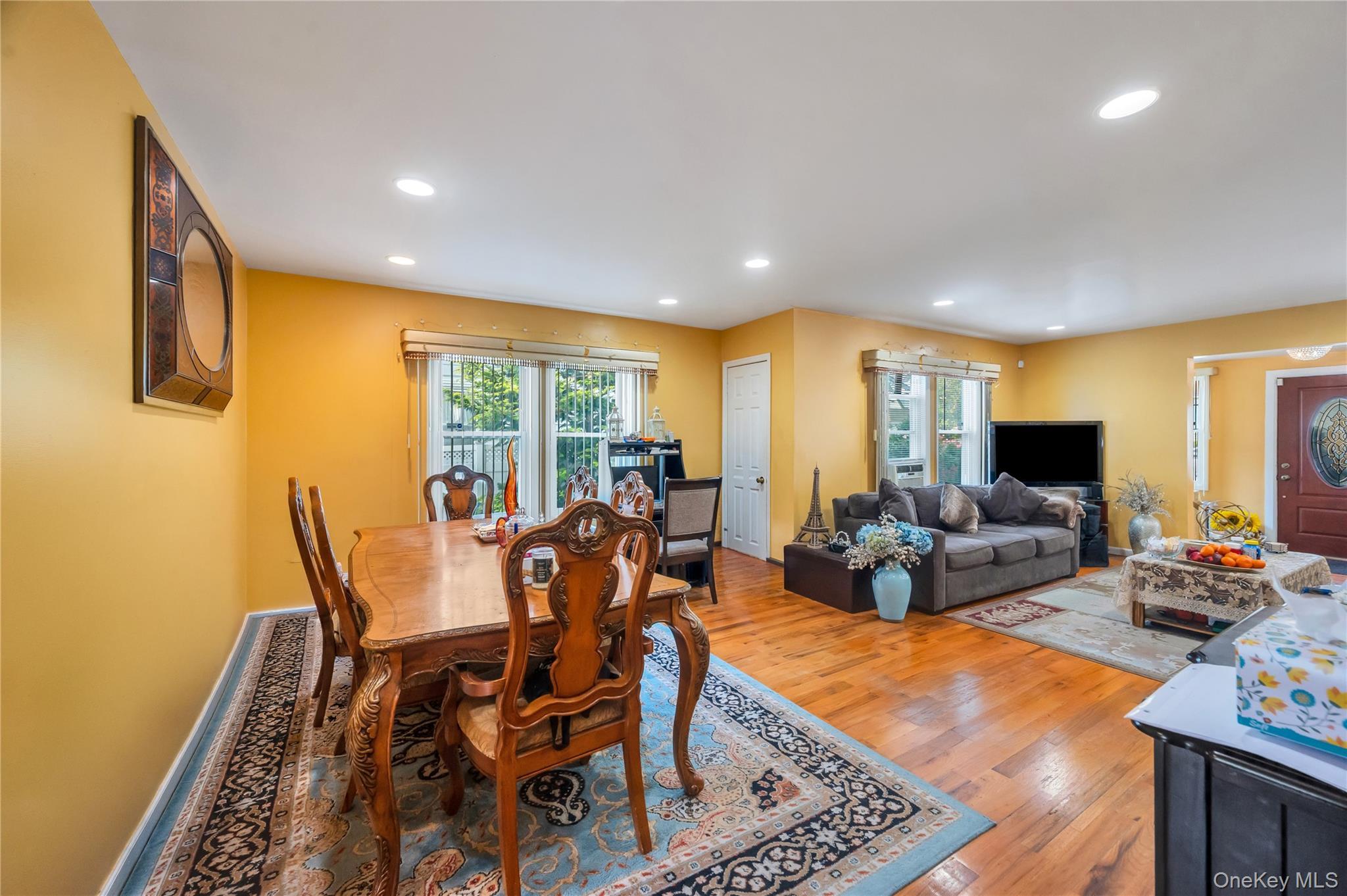 Single Family 107th Avenue Queens, NY 11429, MLS-1040790-9