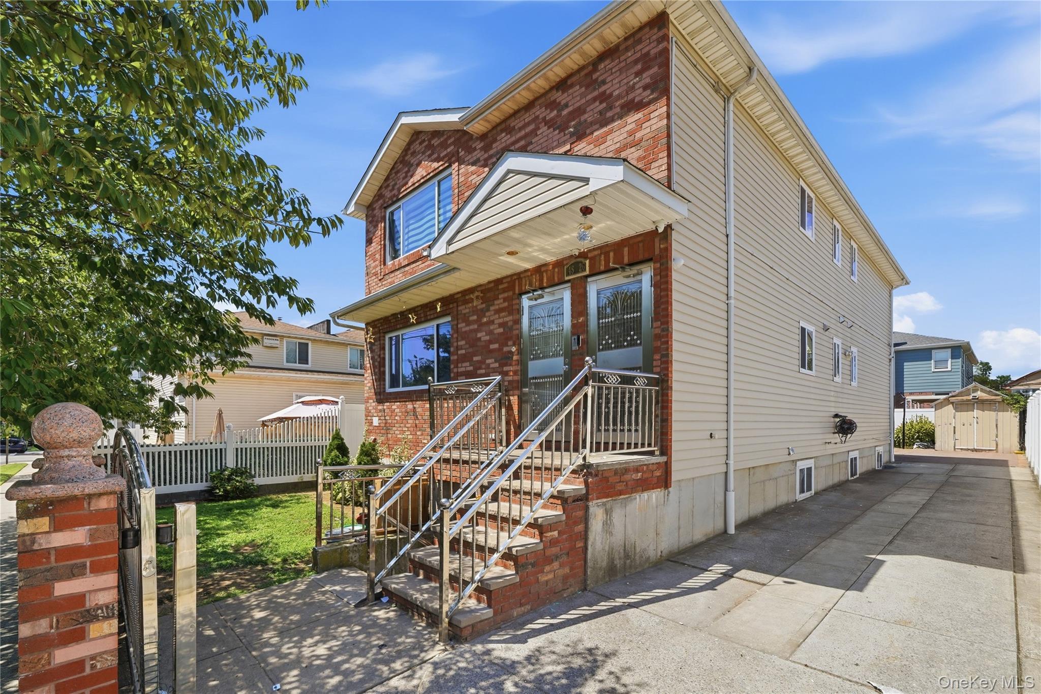 Single Family 222nd Street Queens, NY 11413, MLS-1040792-2