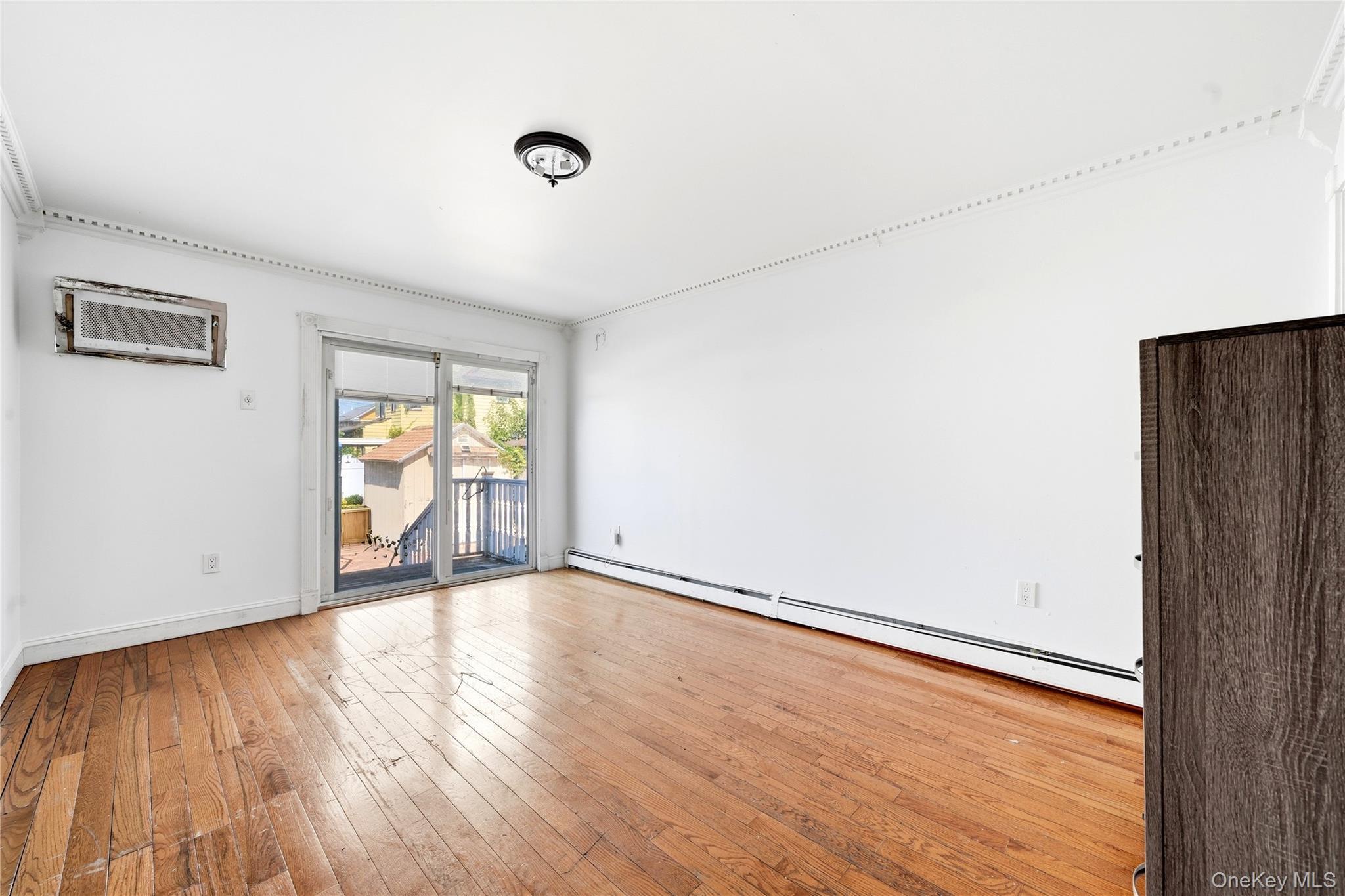Single Family 222nd Street Queens, NY 11413, MLS-1040792-22
