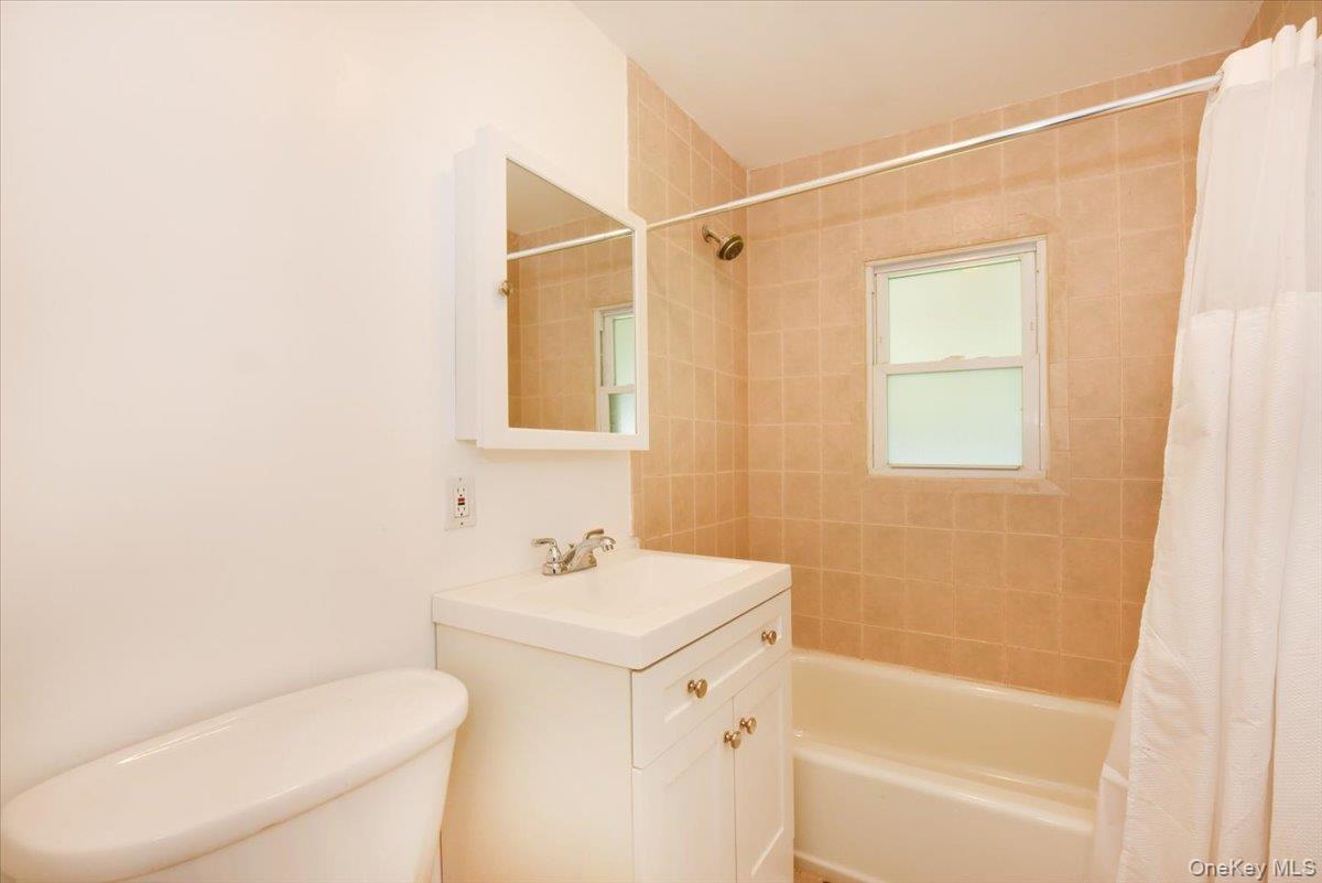 Single Family S Delaware Avenue  Suffolk County, NY 11757, MLS-1040796-14