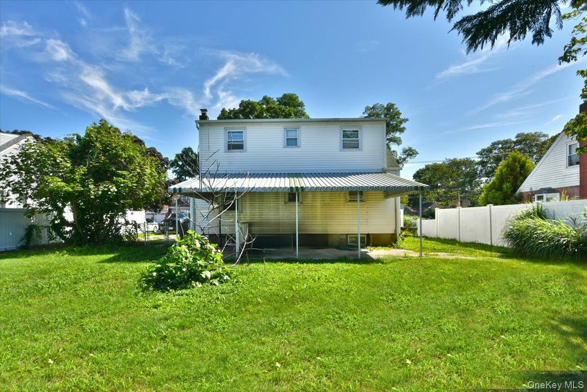 Single Family S Delaware Avenue  Suffolk County, NY 11757, MLS-1040796-22
