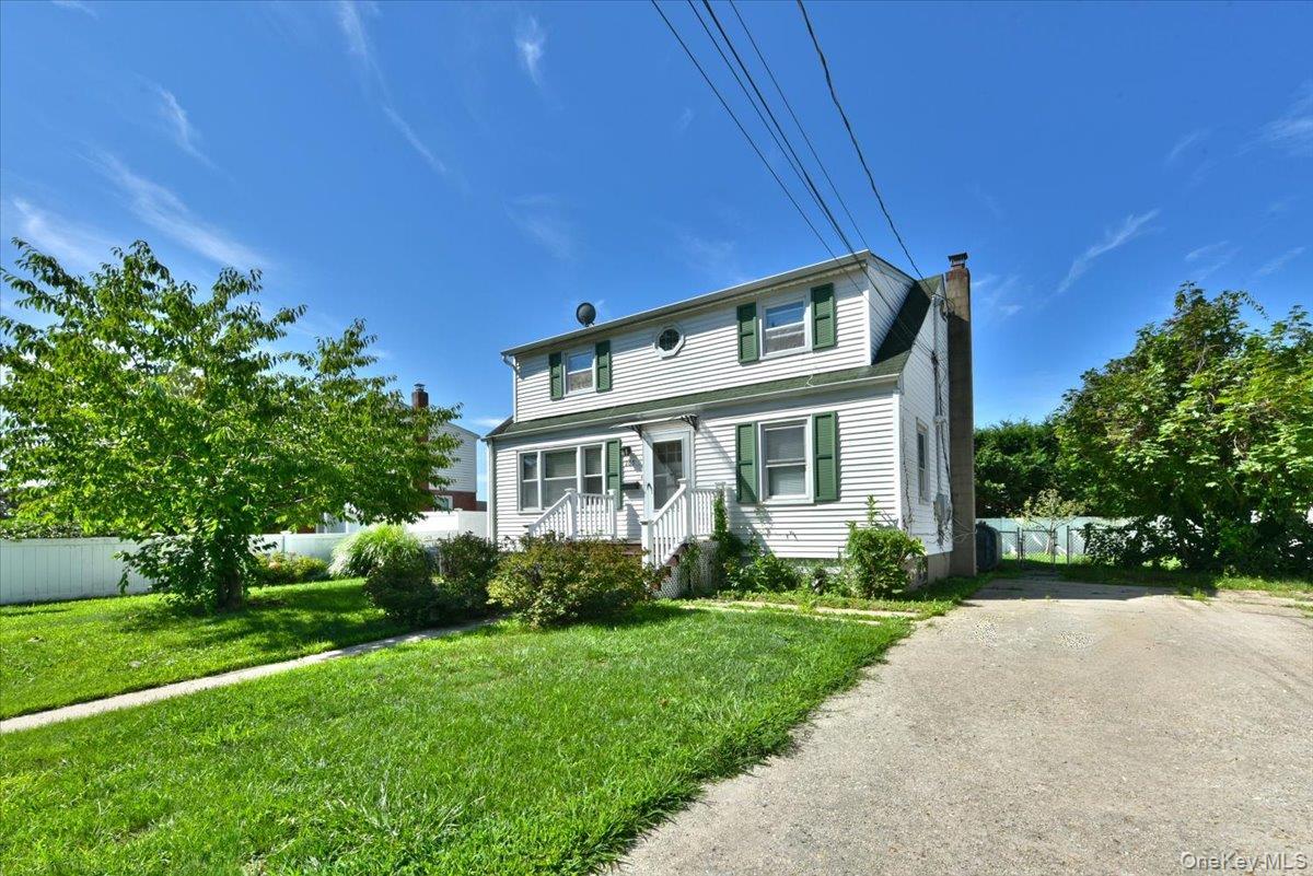 Single Family S Delaware Avenue  Suffolk County, NY 11757, MLS-1040796-3