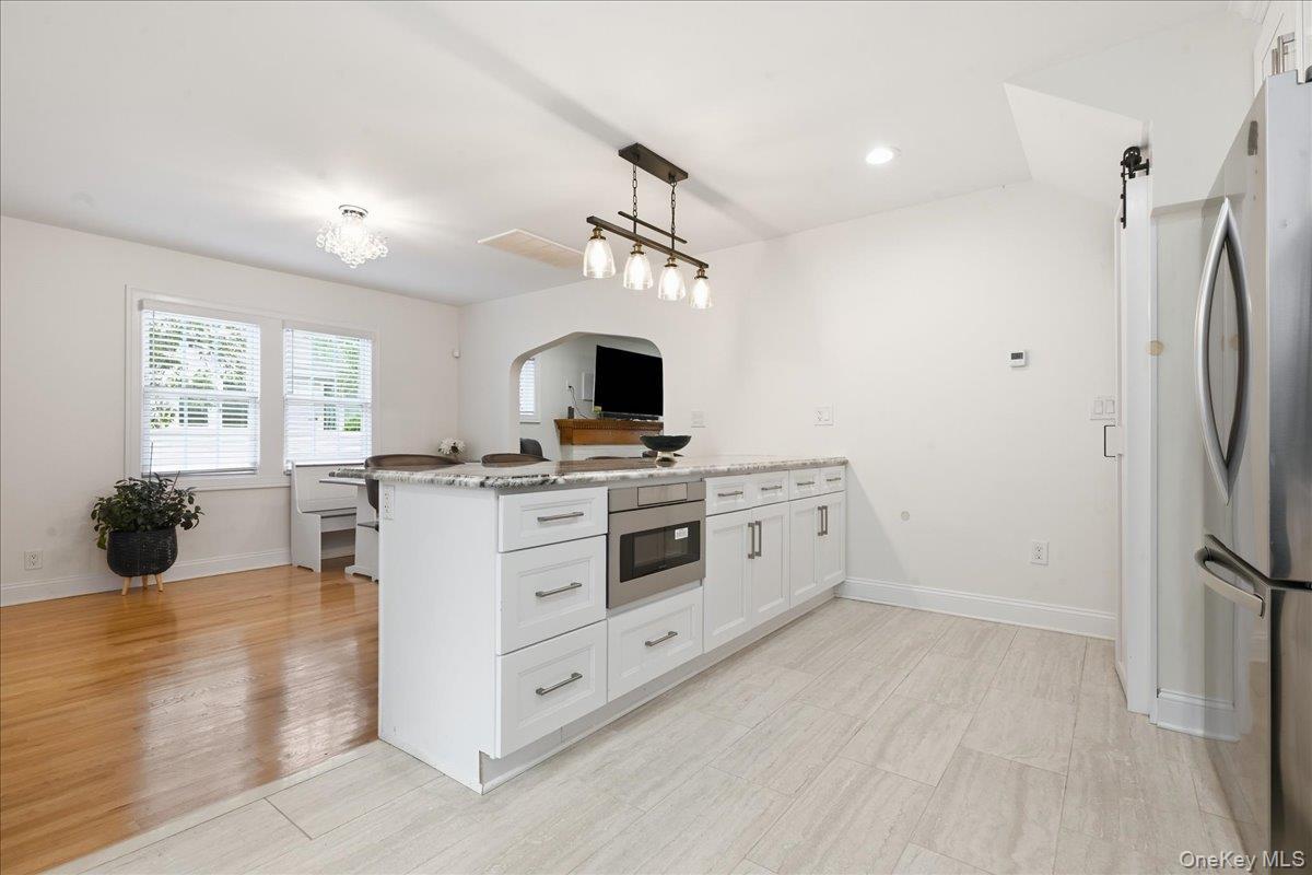 Single Family N 11th Street Nassau County, NY 11040, MLS-1040814-17