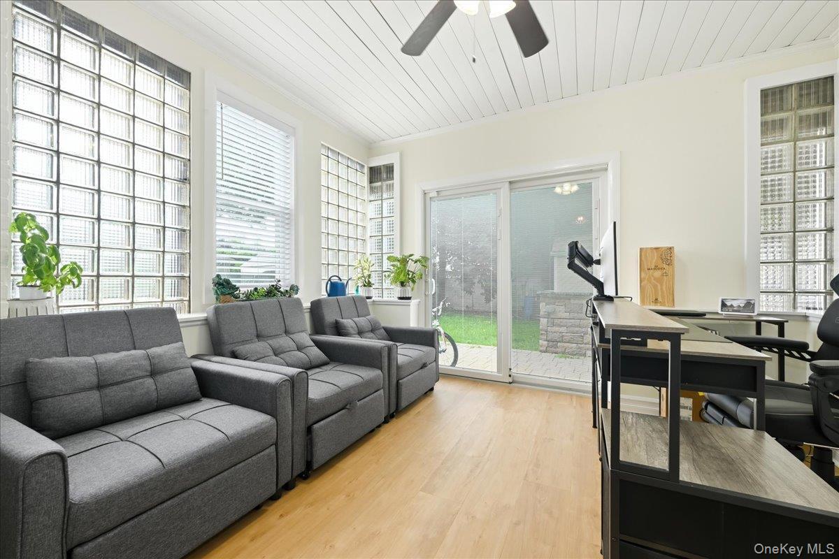 Single Family N 11th Street Nassau County, NY 11040, MLS-1040814-20