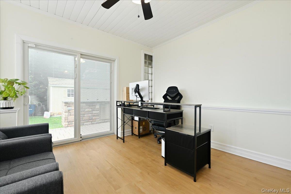 Single Family N 11th Street Nassau County, NY 11040, MLS-1040814-21