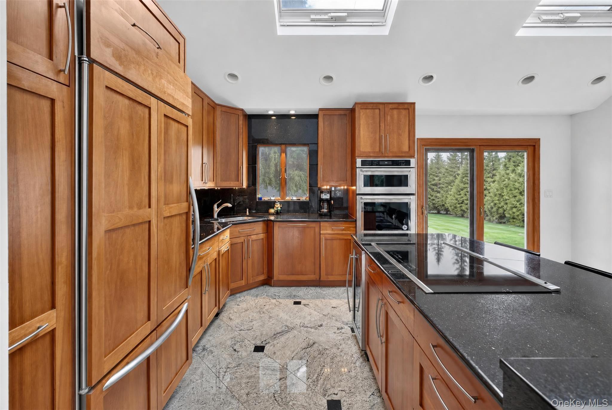 Single Family Briarwood Lane Nassau County, NY 11803, MLS-1040816-10
