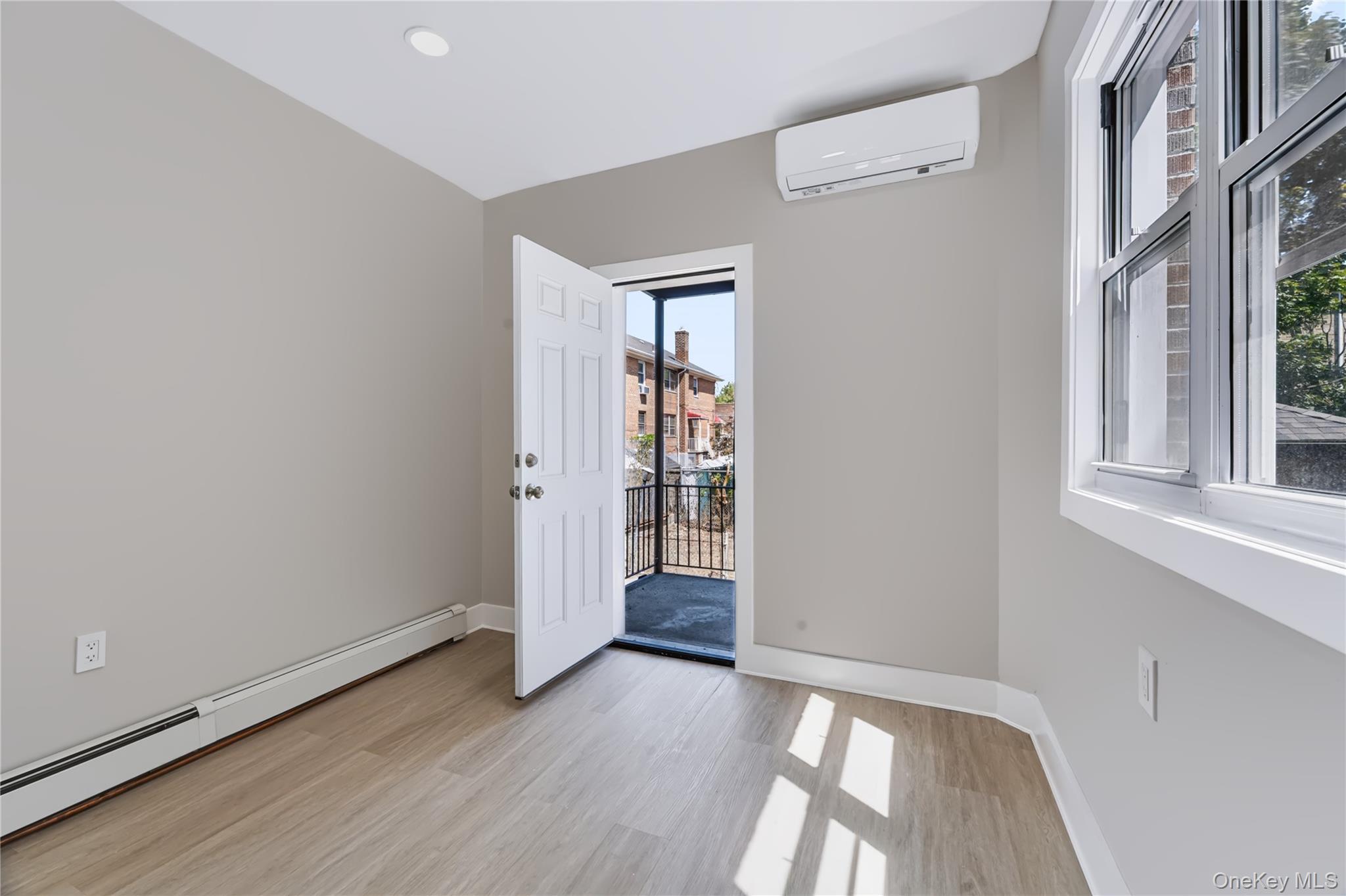 Single Family E 222nd Street Bronx, NY 10469, MLS-1040824-12