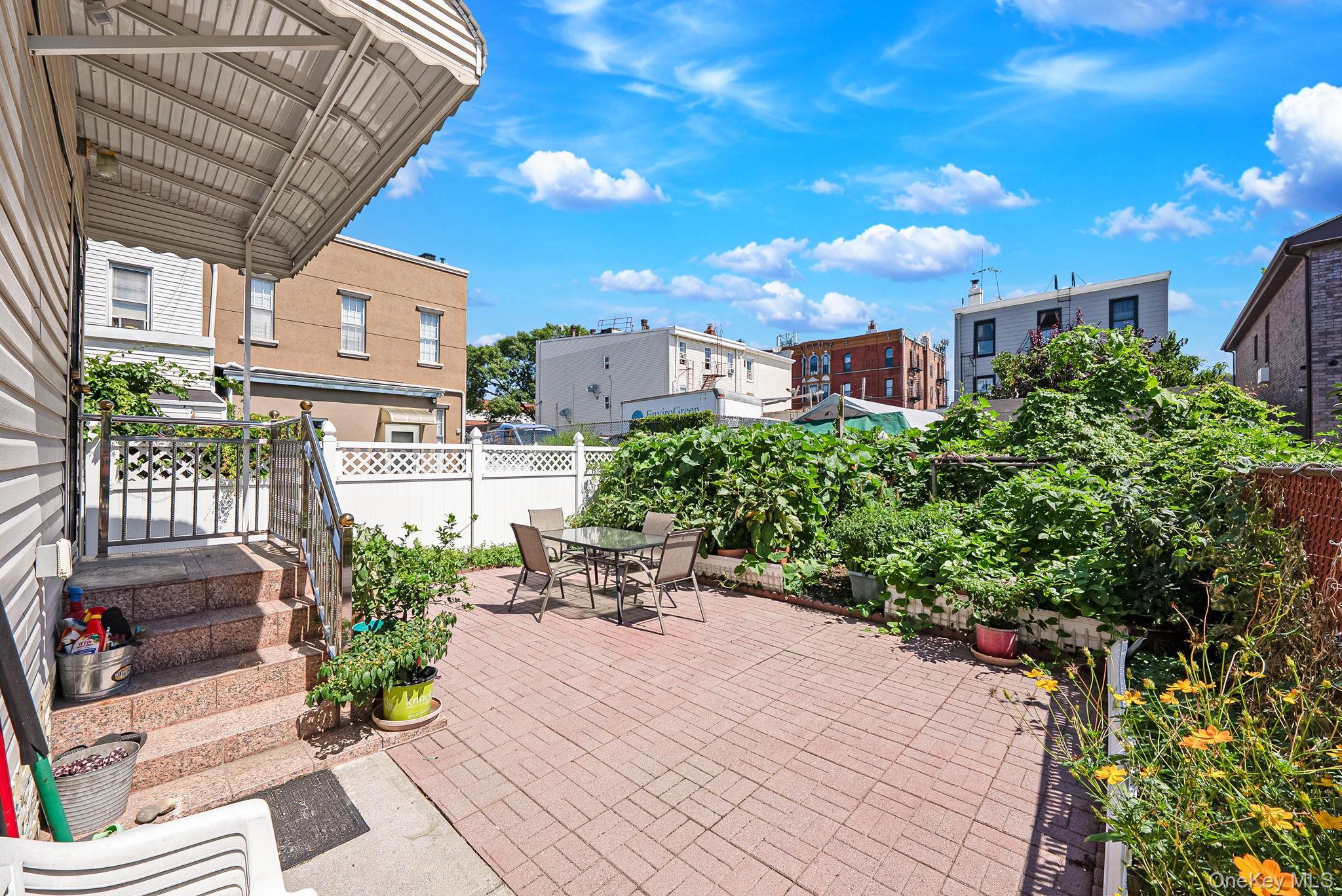 Single Family 92nd Street  Queens, NY 11416, MLS-1040861-10