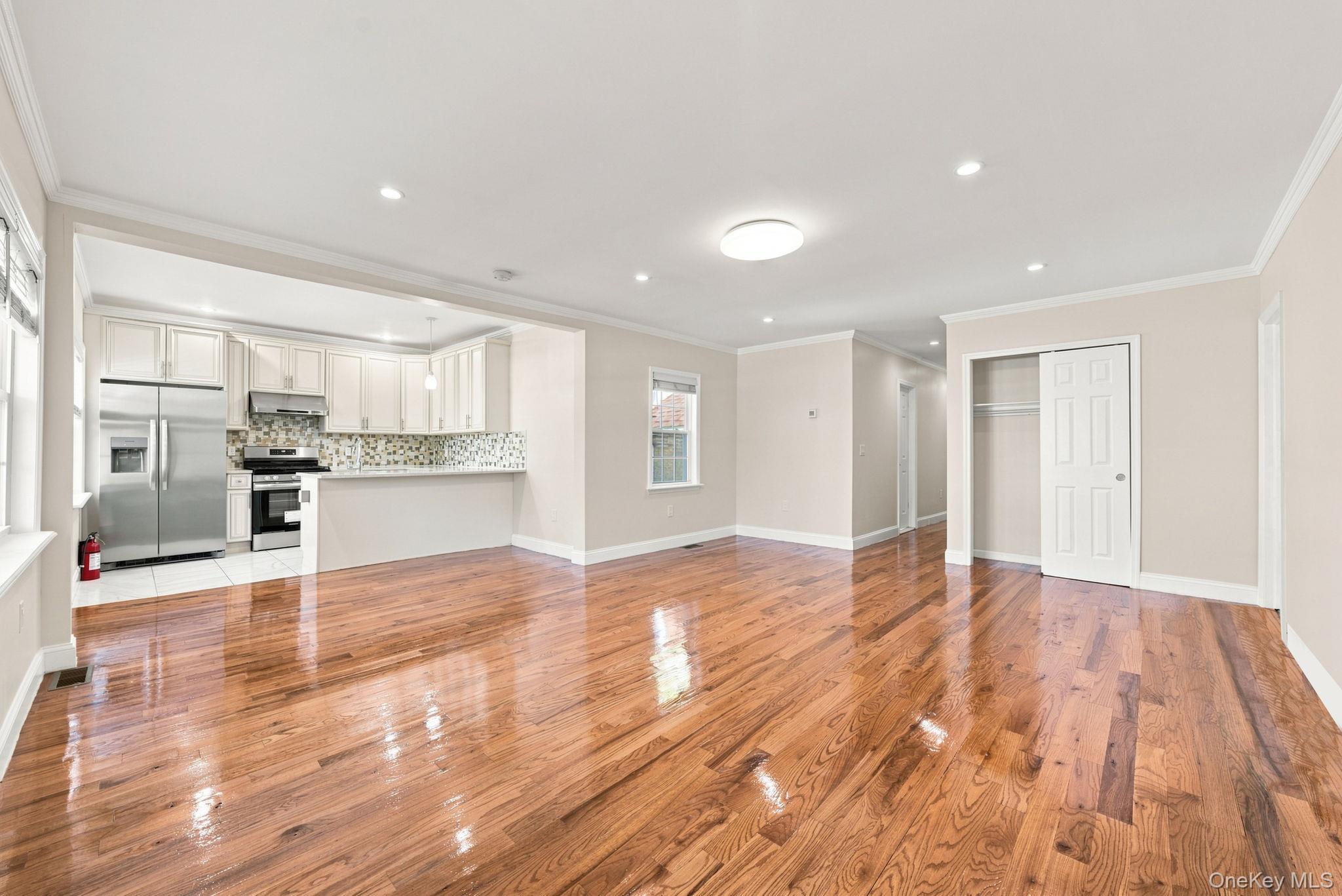 Single Family 92nd Street  Queens, NY 11416, MLS-1040861-13