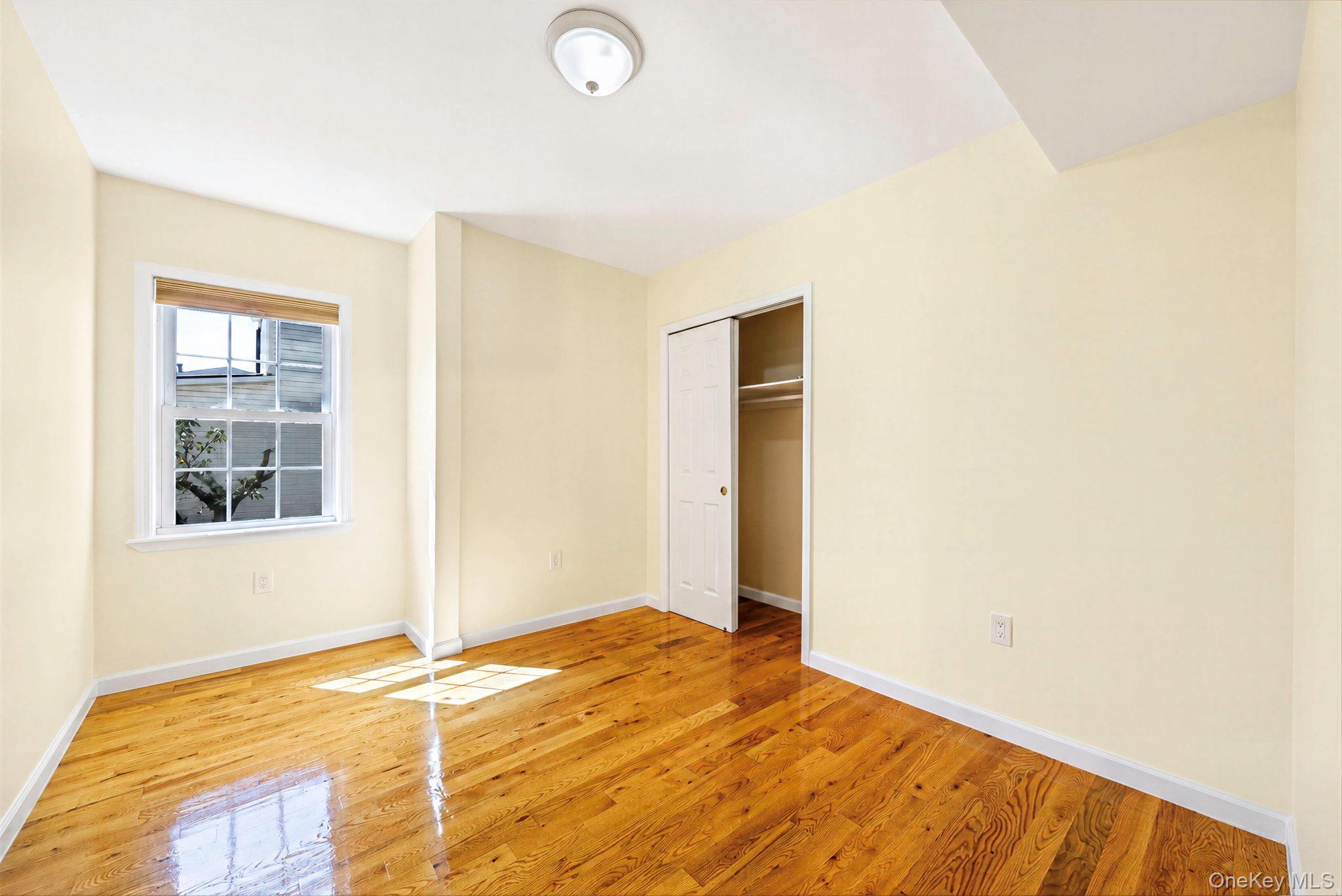 Single Family 92nd Street  Queens, NY 11416, MLS-1040861-16