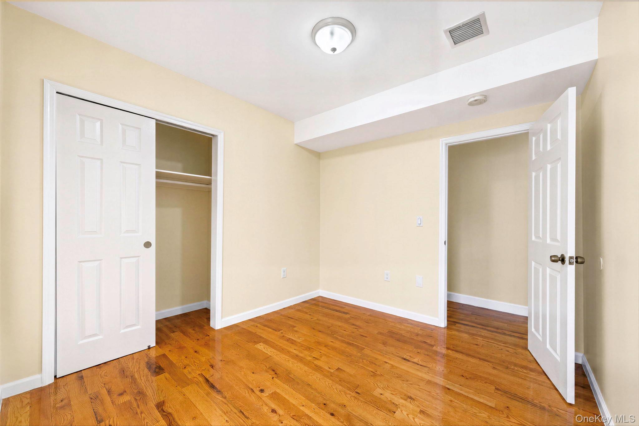 Single Family 92nd Street  Queens, NY 11416, MLS-1040861-17