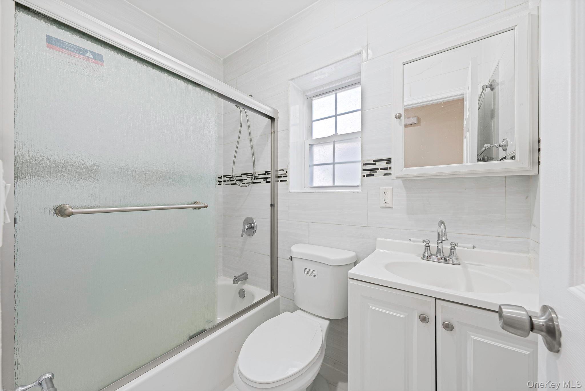 Single Family 92nd Street  Queens, NY 11416, MLS-1040861-20