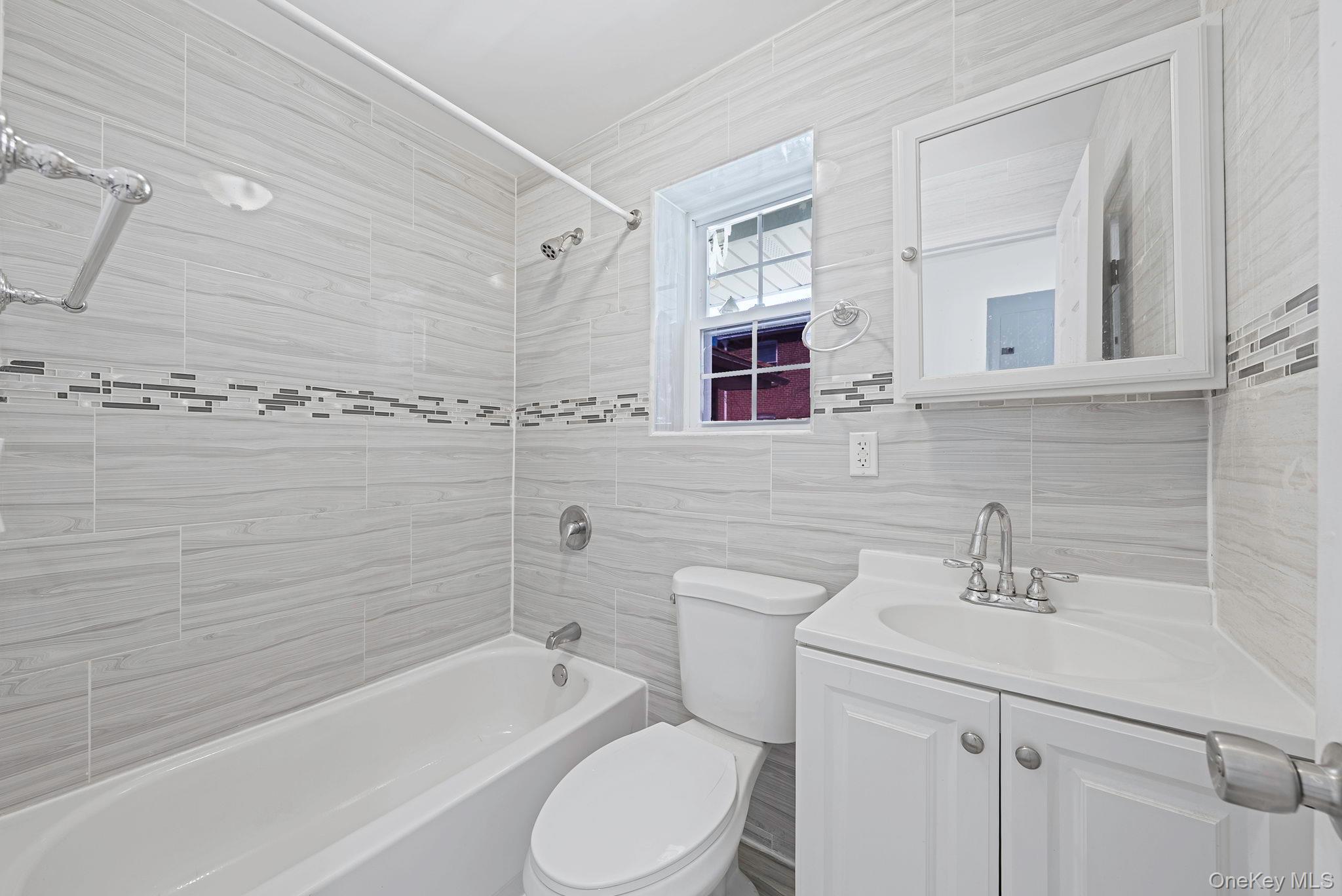 Single Family 92nd Street  Queens, NY 11416, MLS-1040861-28