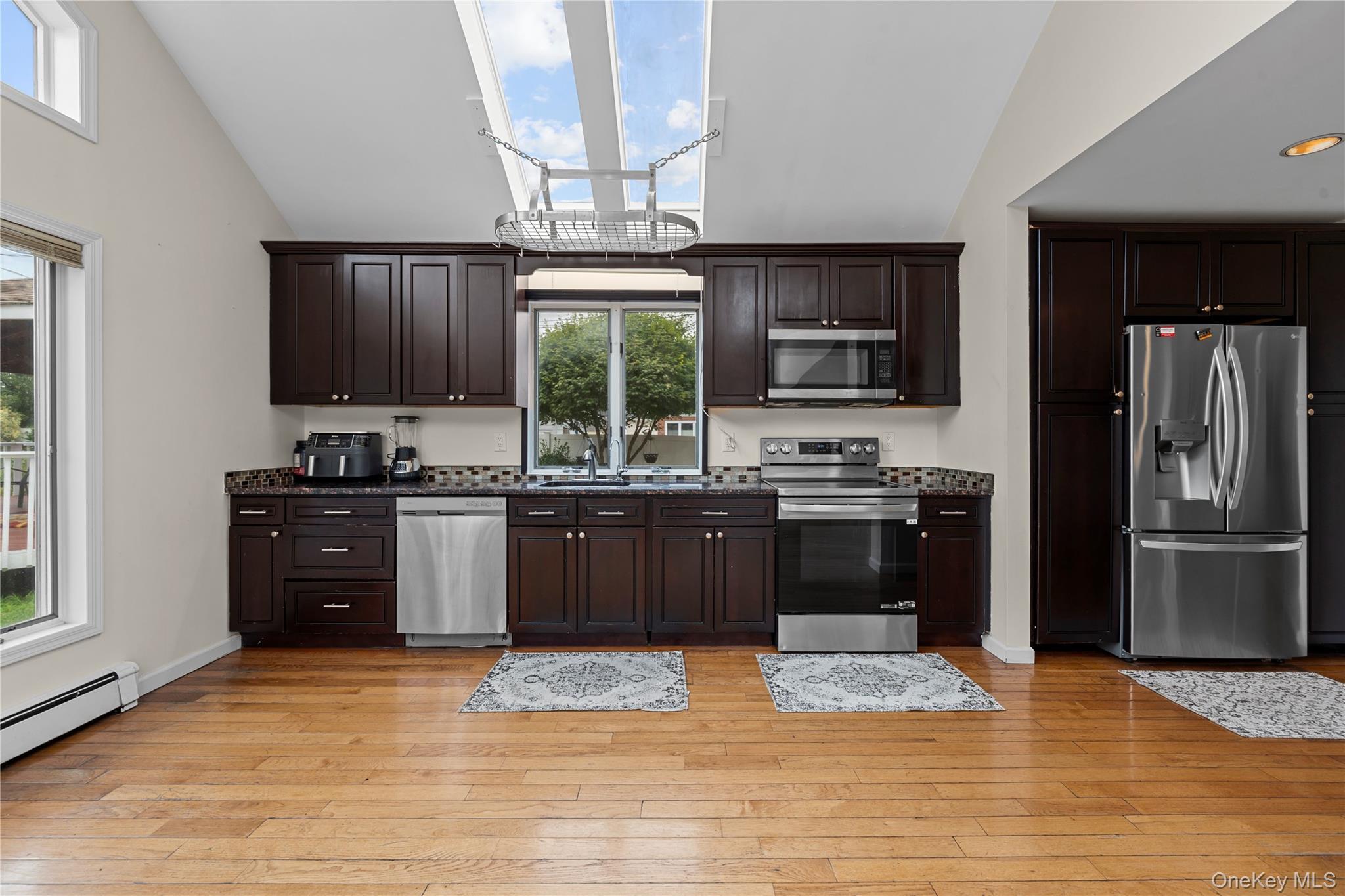 Single Family Pengon Circle Nassau County, NY 11554, MLS-1040869-5