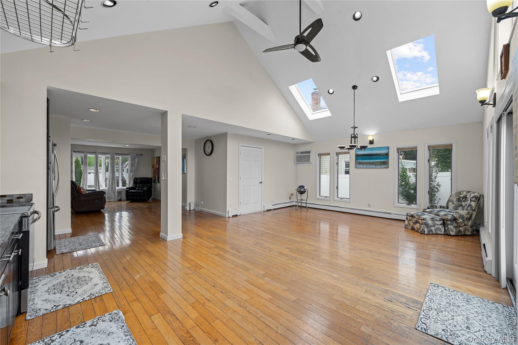 Single Family Pengon Circle Nassau County, NY 11554, MLS-1040869-9