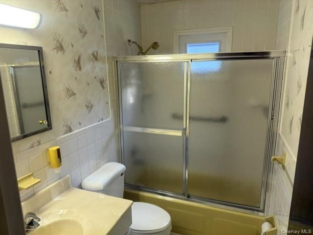 Single Family Locust Drive Suffolk County, NY 11778, MLS-1040873-10