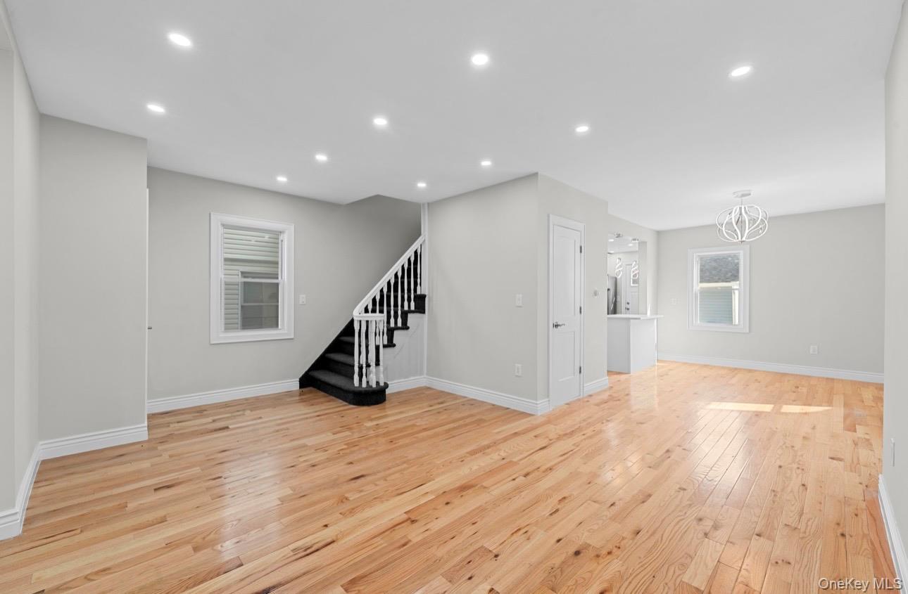Single Family 112th Road Queens, NY 11429, MLS-1040876-10