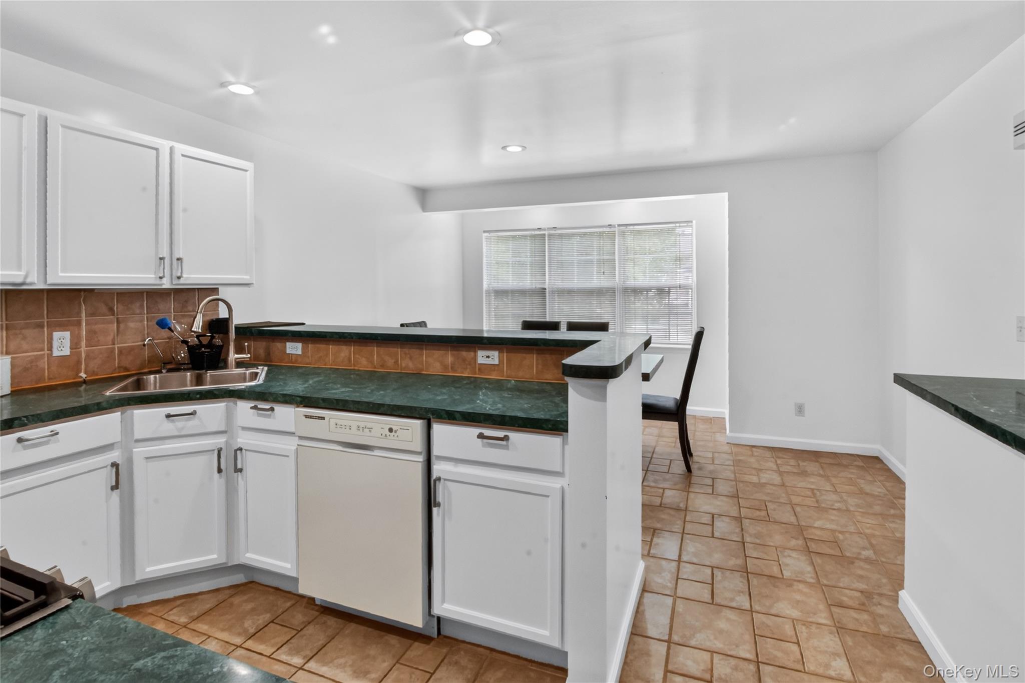 Single Family Delafield Lane  Orange County, NY 12550, MLS-1040879-13