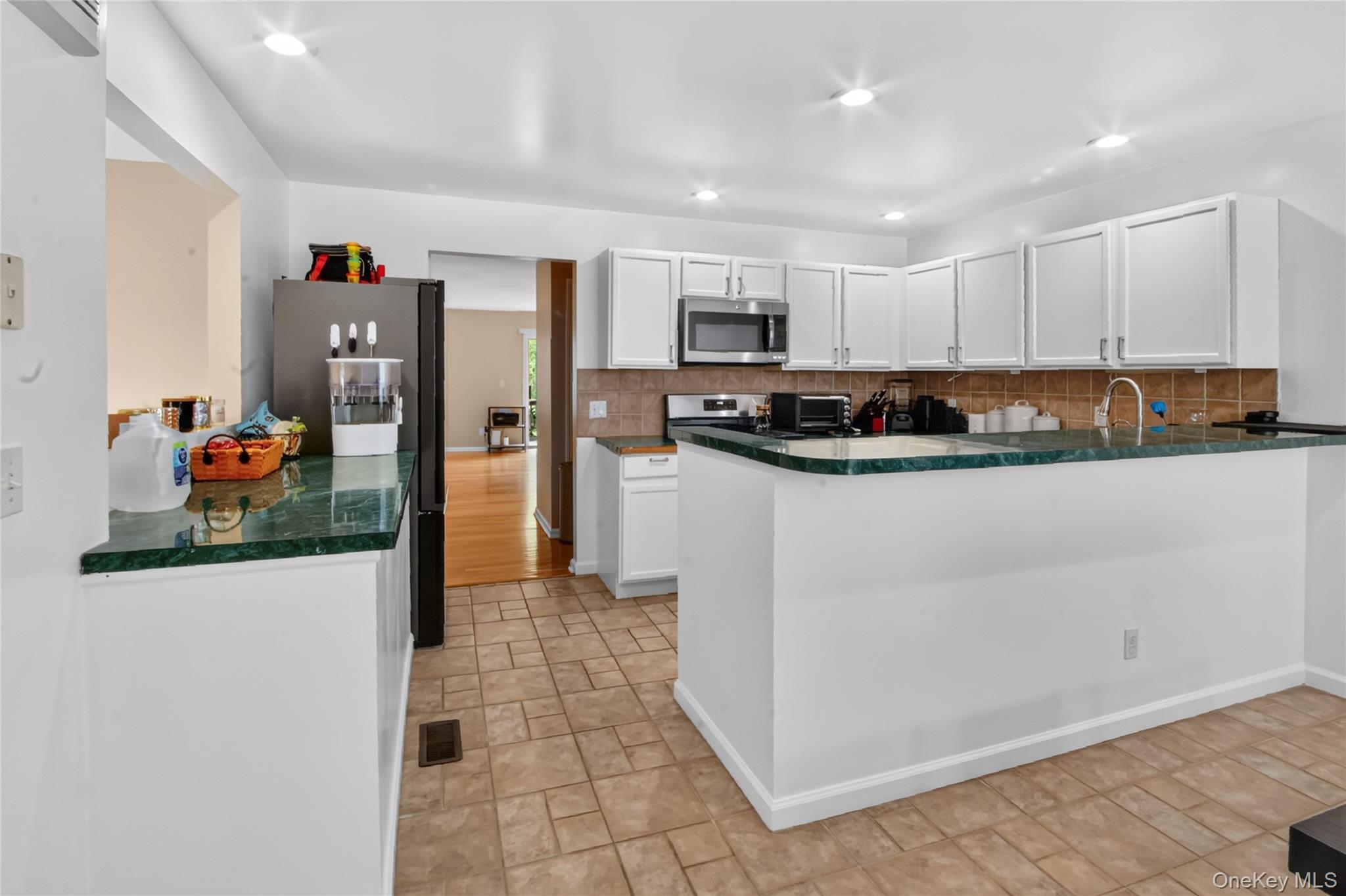 Single Family Delafield Lane  Orange County, NY 12550, MLS-1040879-16