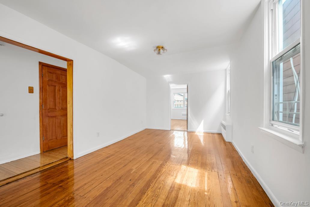 Single Family E 92nd Street Brooklyn, NY 11236, MLS-1040880-13