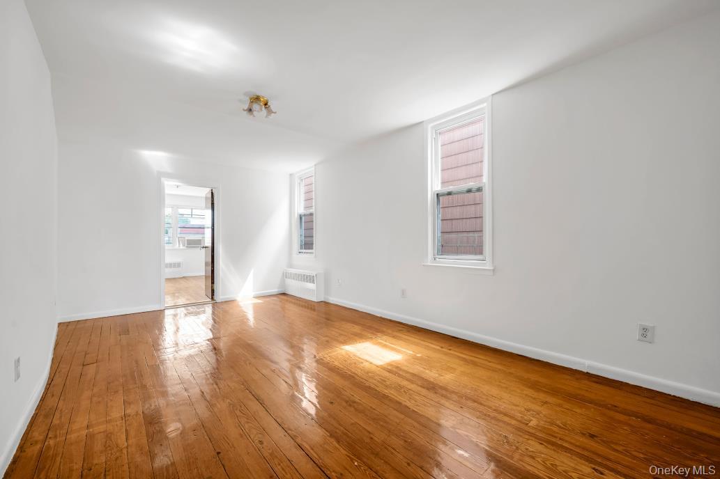 Single Family E 92nd Street Brooklyn, NY 11236, MLS-1040880-14