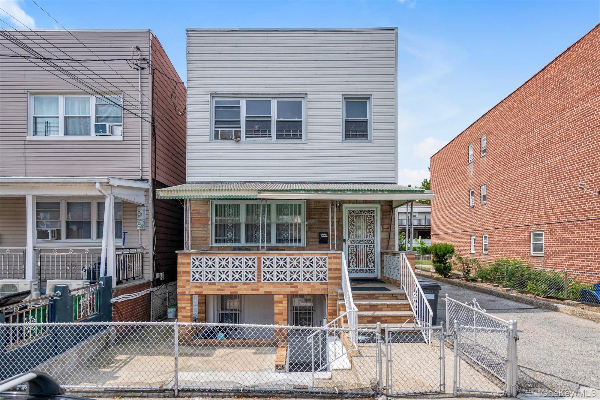 Single Family E 92nd Street Brooklyn, NY 11236, MLS-1040880-22