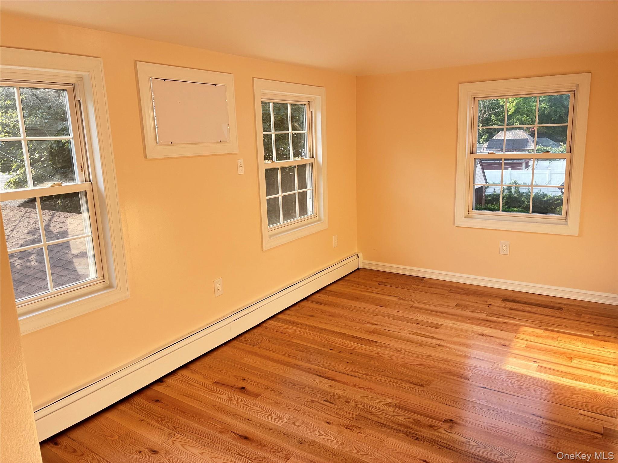Single Family Vanwyck Exp  Queens, NY 11420, MLS-1040907-11