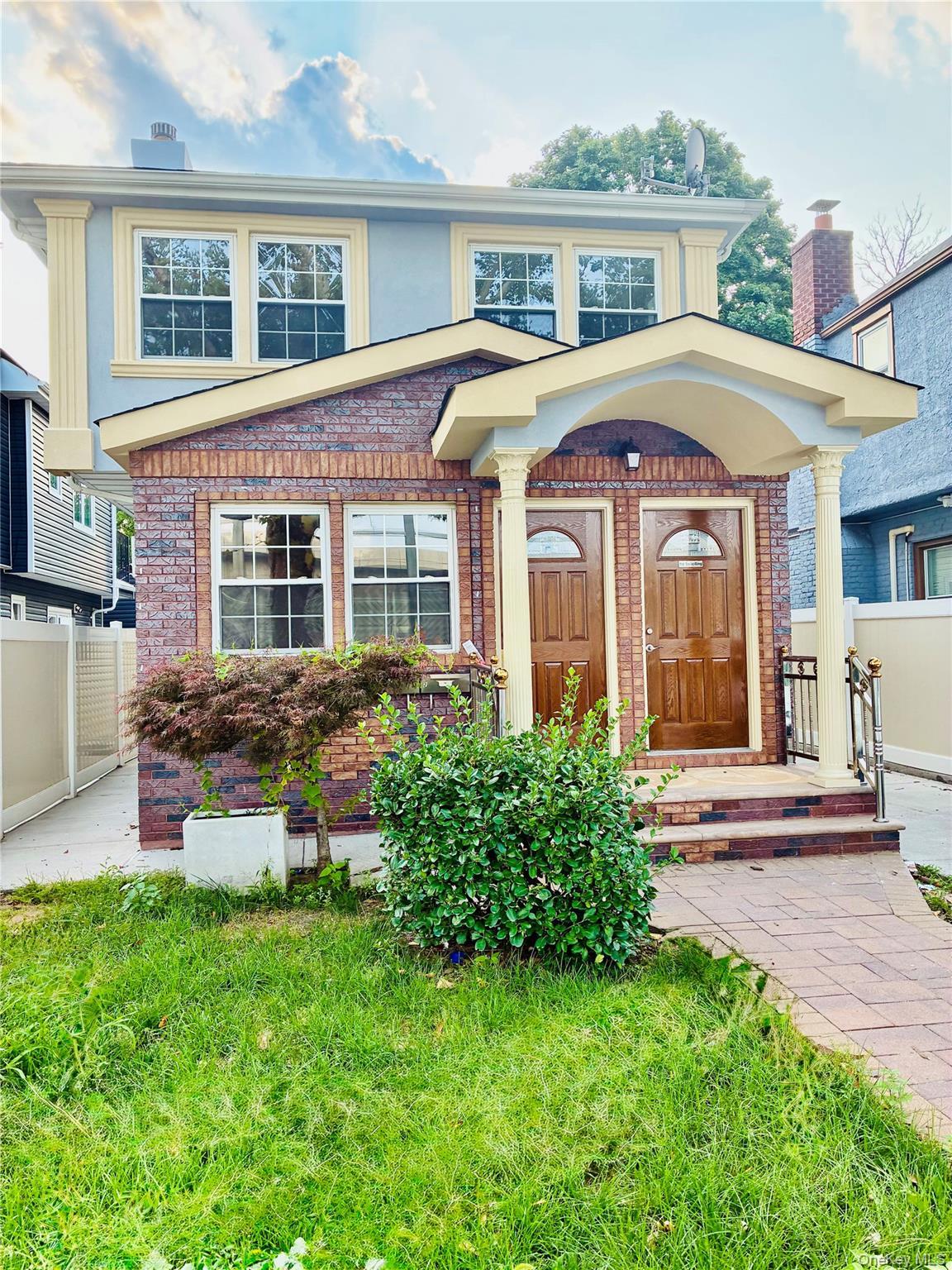 Single Family Vanwyck Exp  Queens, NY 11420, MLS-1040907-2