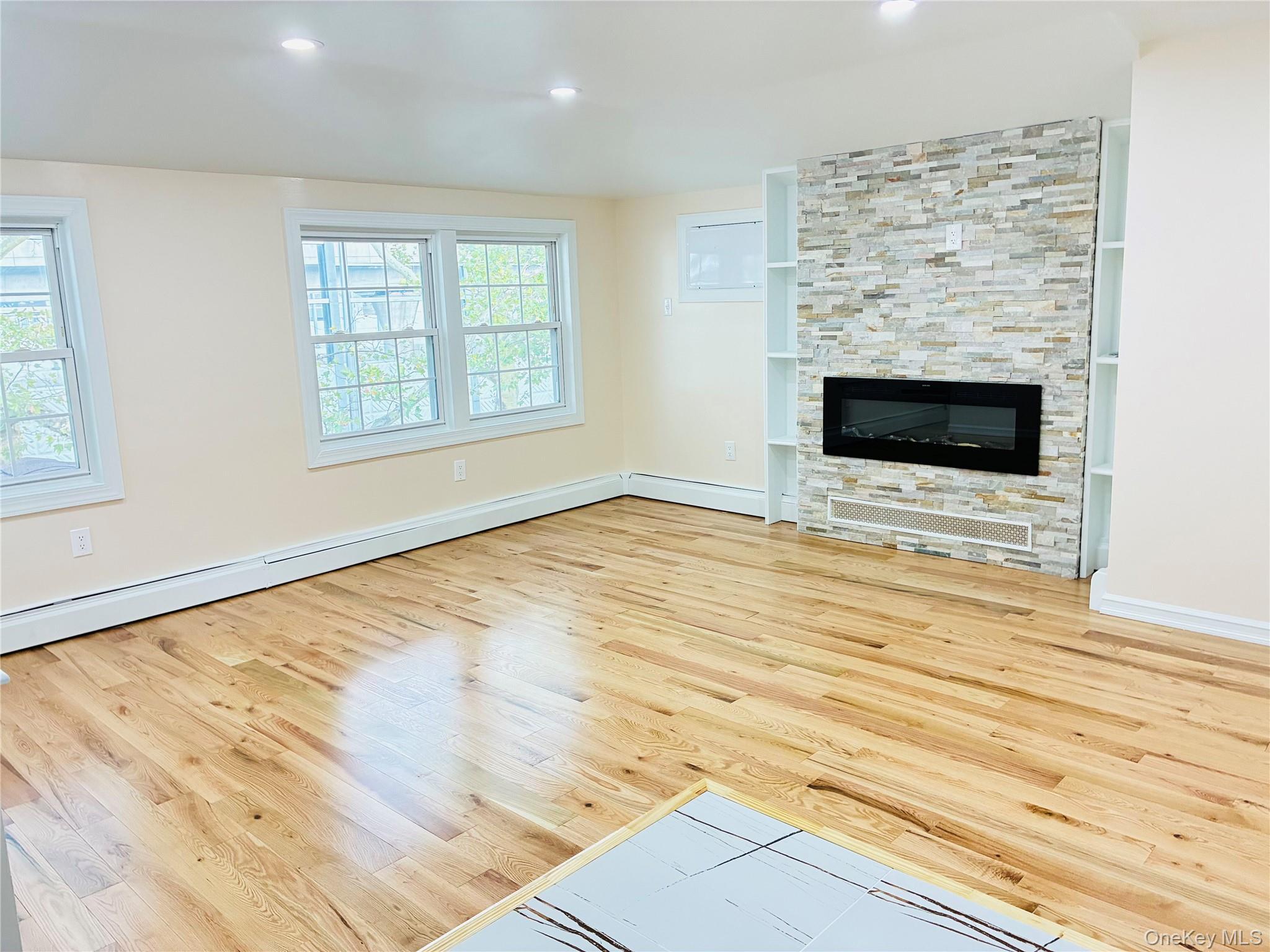 Single Family Vanwyck Exp  Queens, NY 11420, MLS-1040907-7