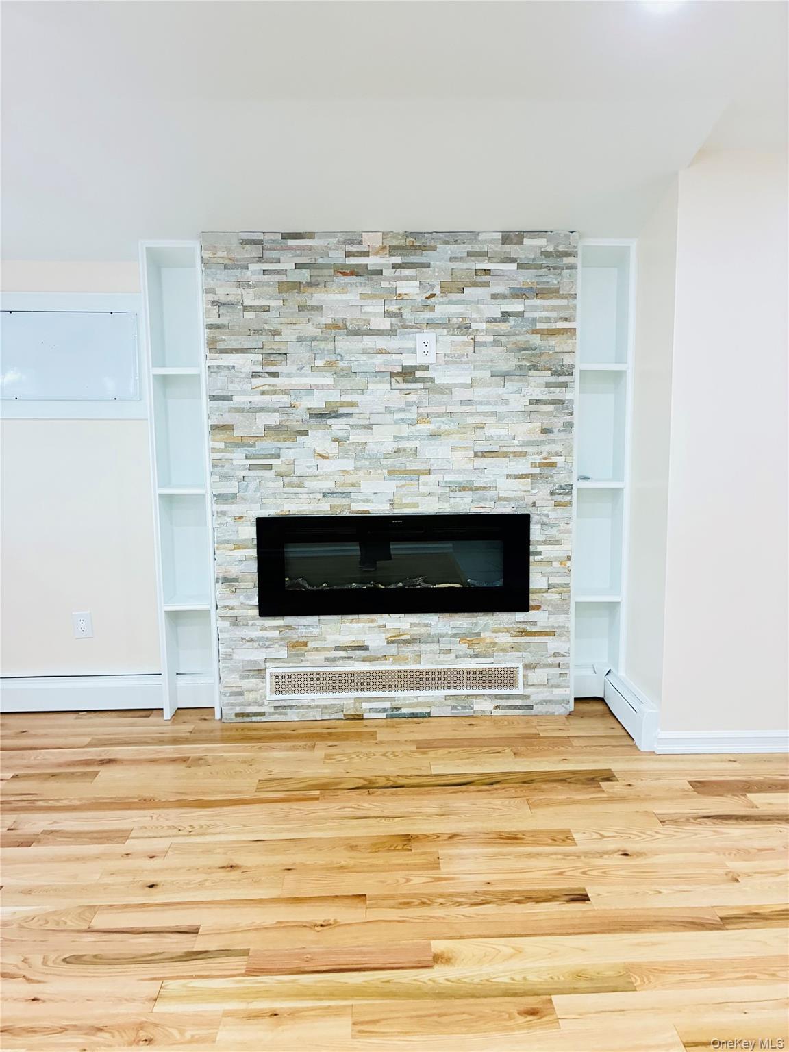 Single Family Vanwyck Exp  Queens, NY 11420, MLS-1040907-8